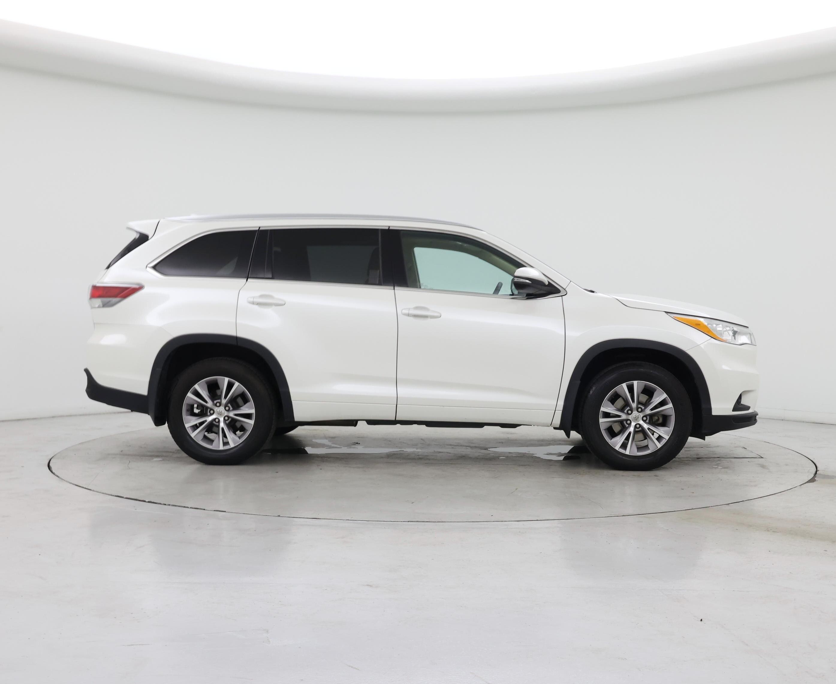 Thumbnail: 2014 Toyota Highlander - 7