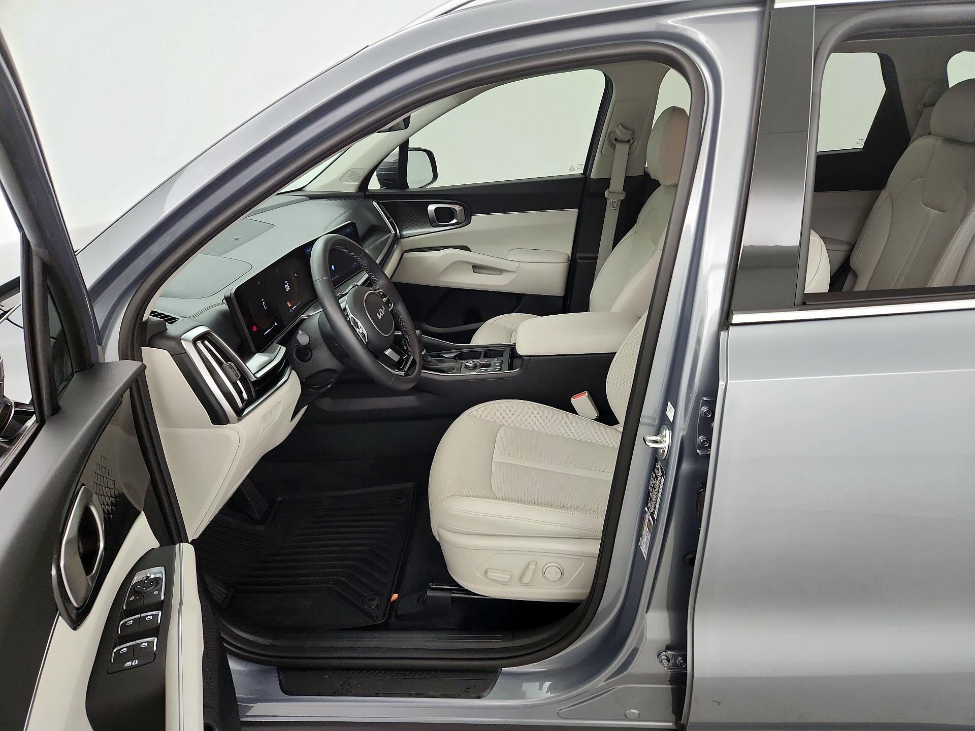 Thumbnail: 2025 Kia Sorento - 11