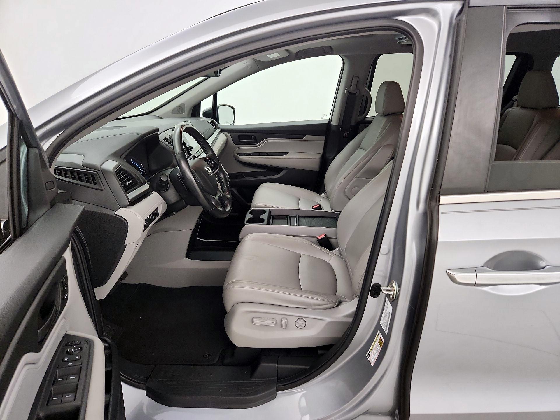 Thumbnail: 2019 Honda Odyssey - 11