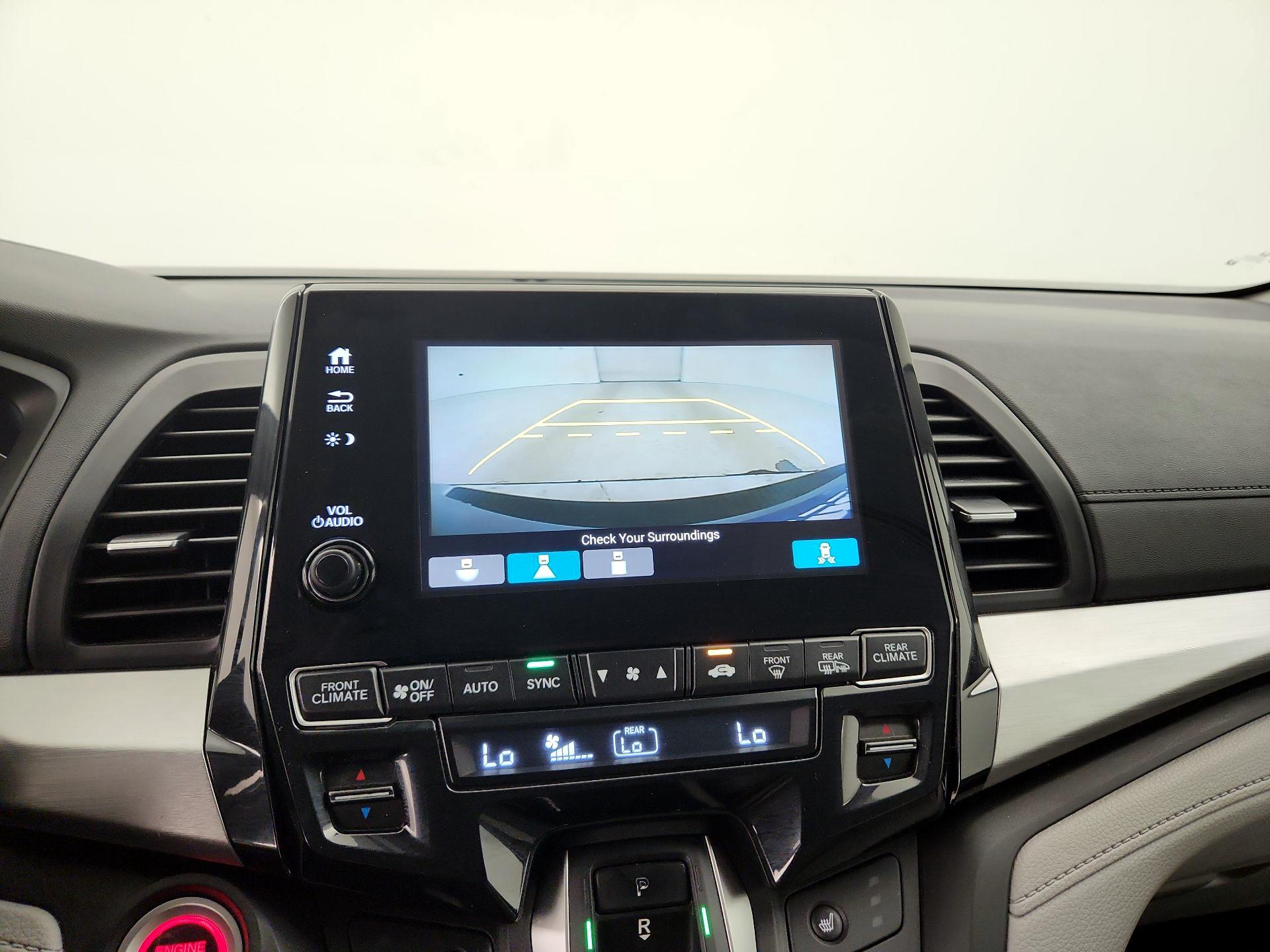 Thumbnail: 2019 Honda Odyssey - 14