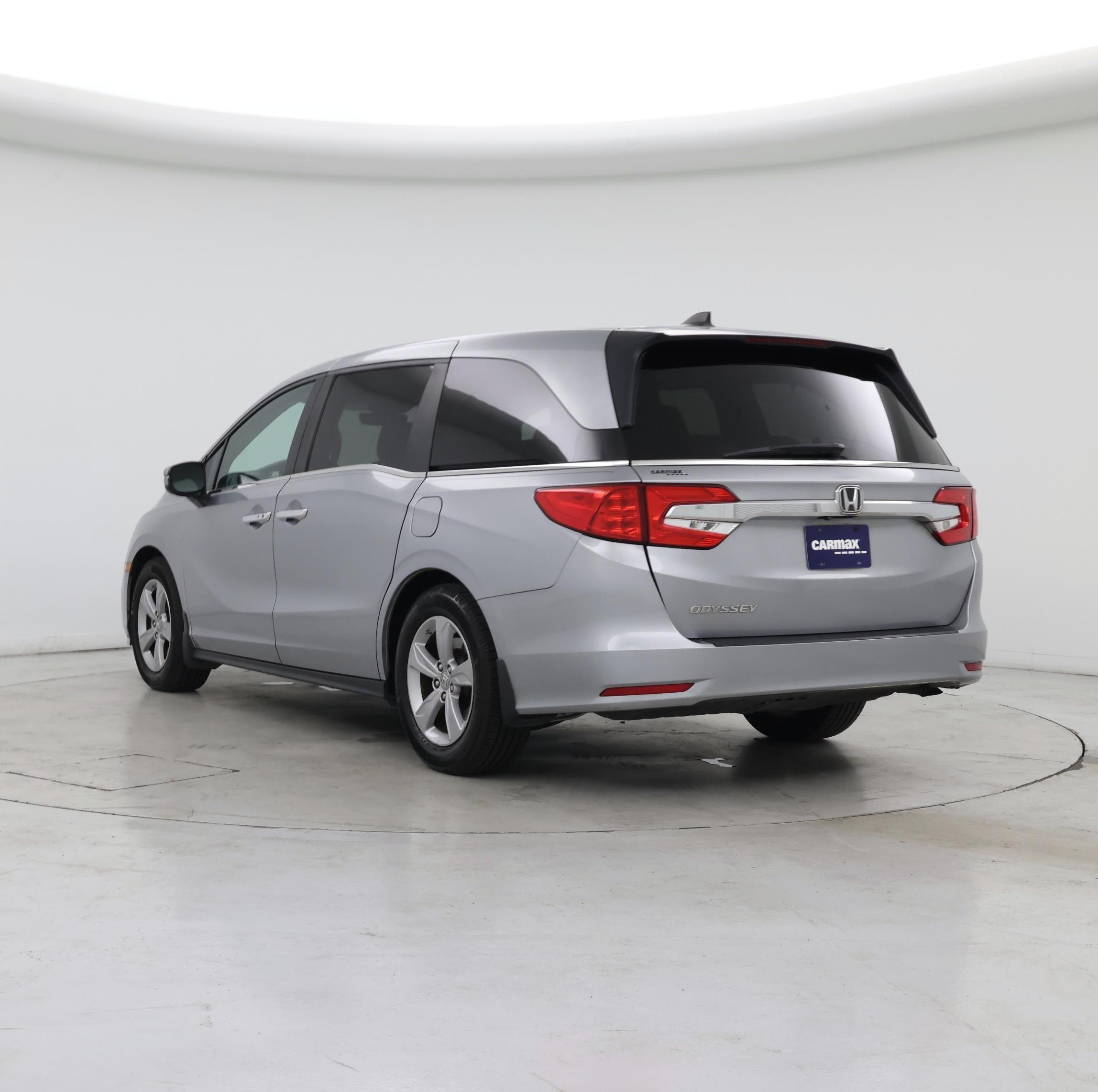 Thumbnail: 2019 Honda Odyssey - 2
