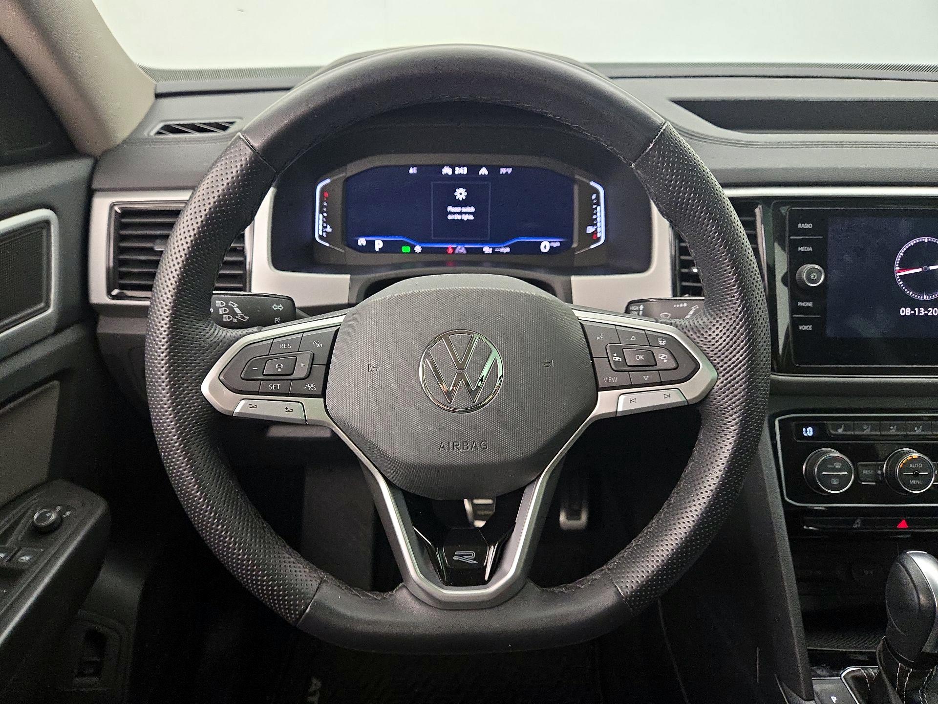 Thumbnail: 2023 Volkswagen Atlas - 10