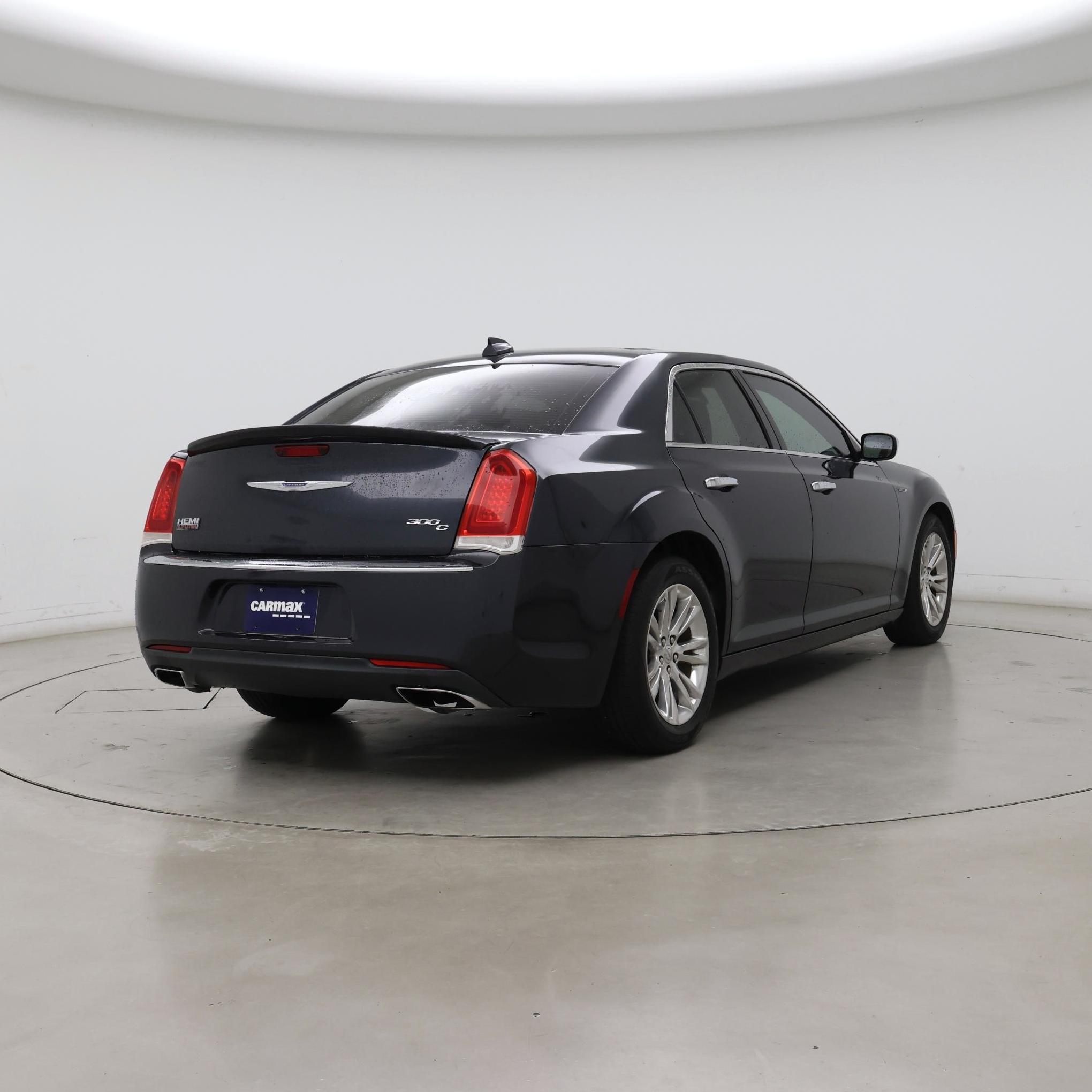 Thumbnail: 2017 Chrysler 300 - 8