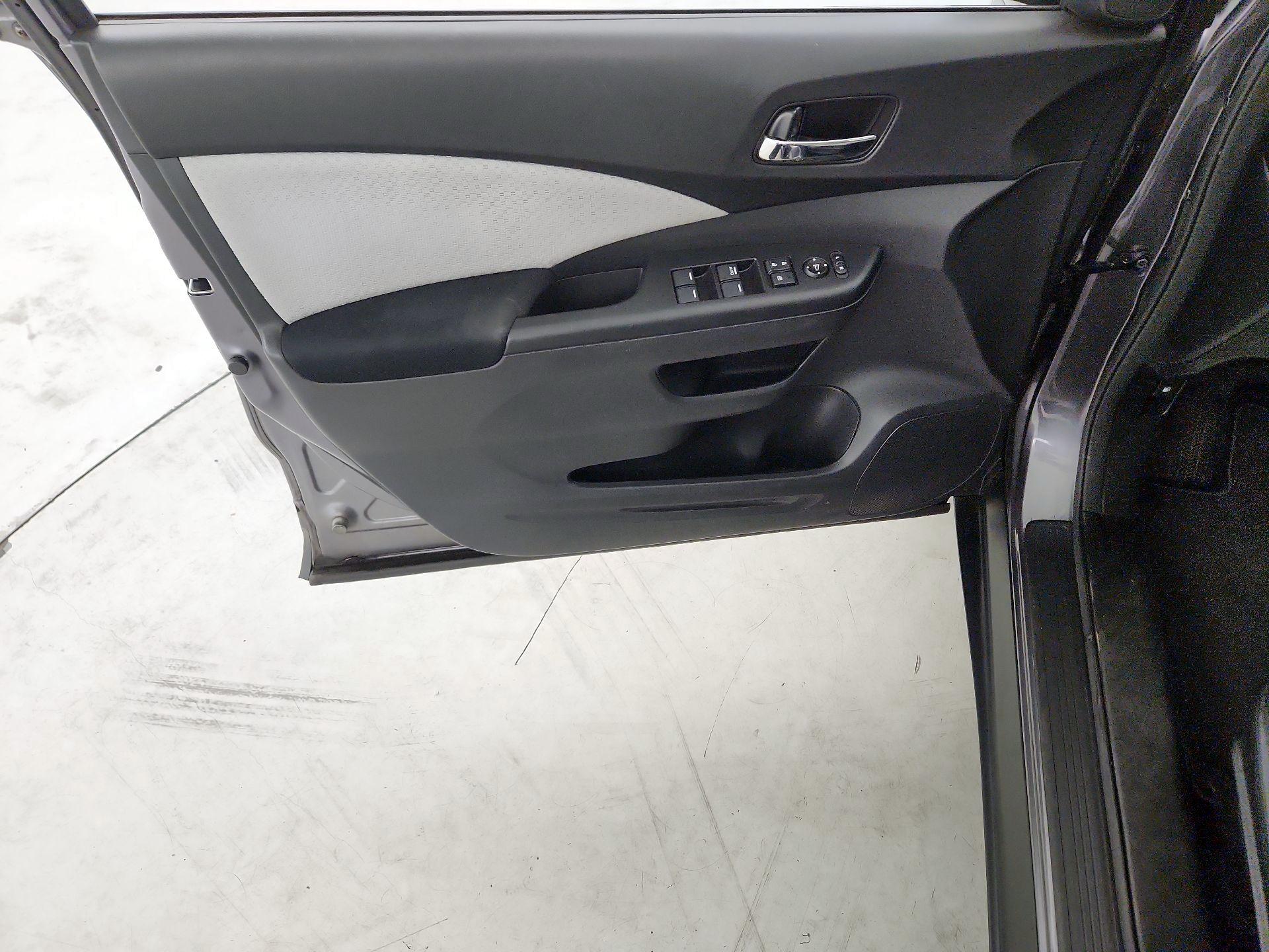 Thumbnail: 2015 Honda CR-V - 12