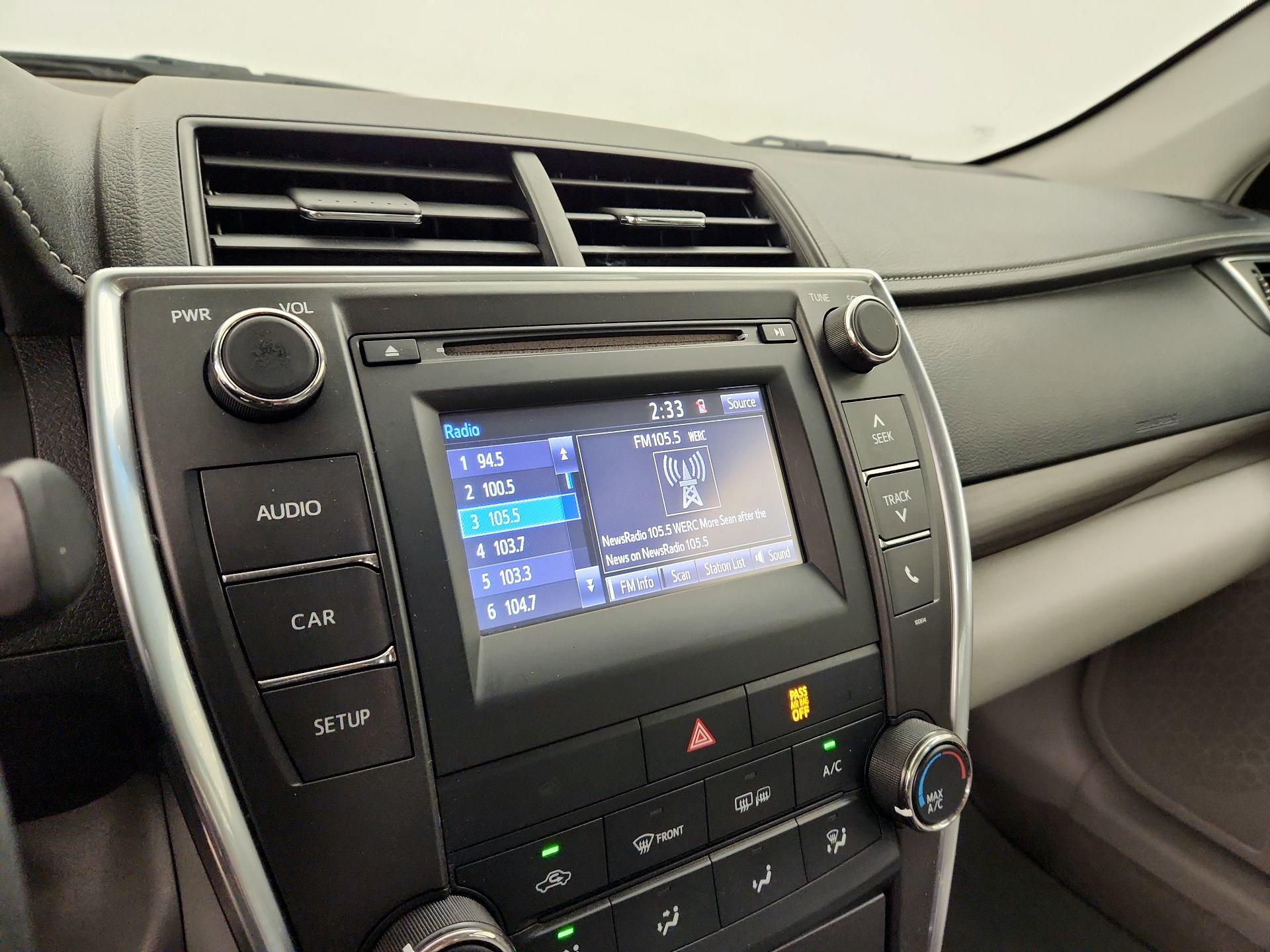 Thumbnail: 2017 Toyota Camry - 15