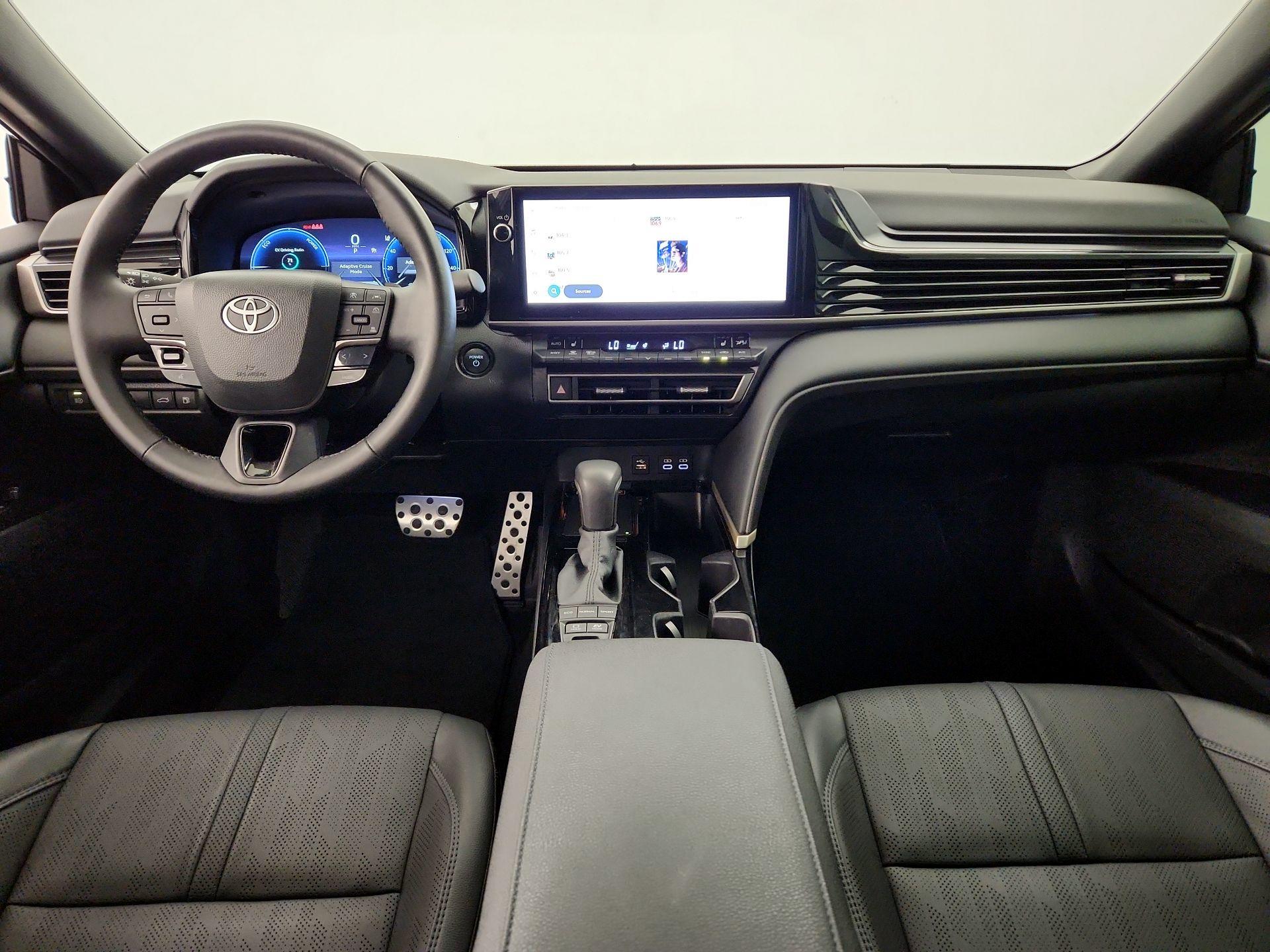 Thumbnail: 2025 Toyota Camry - 9