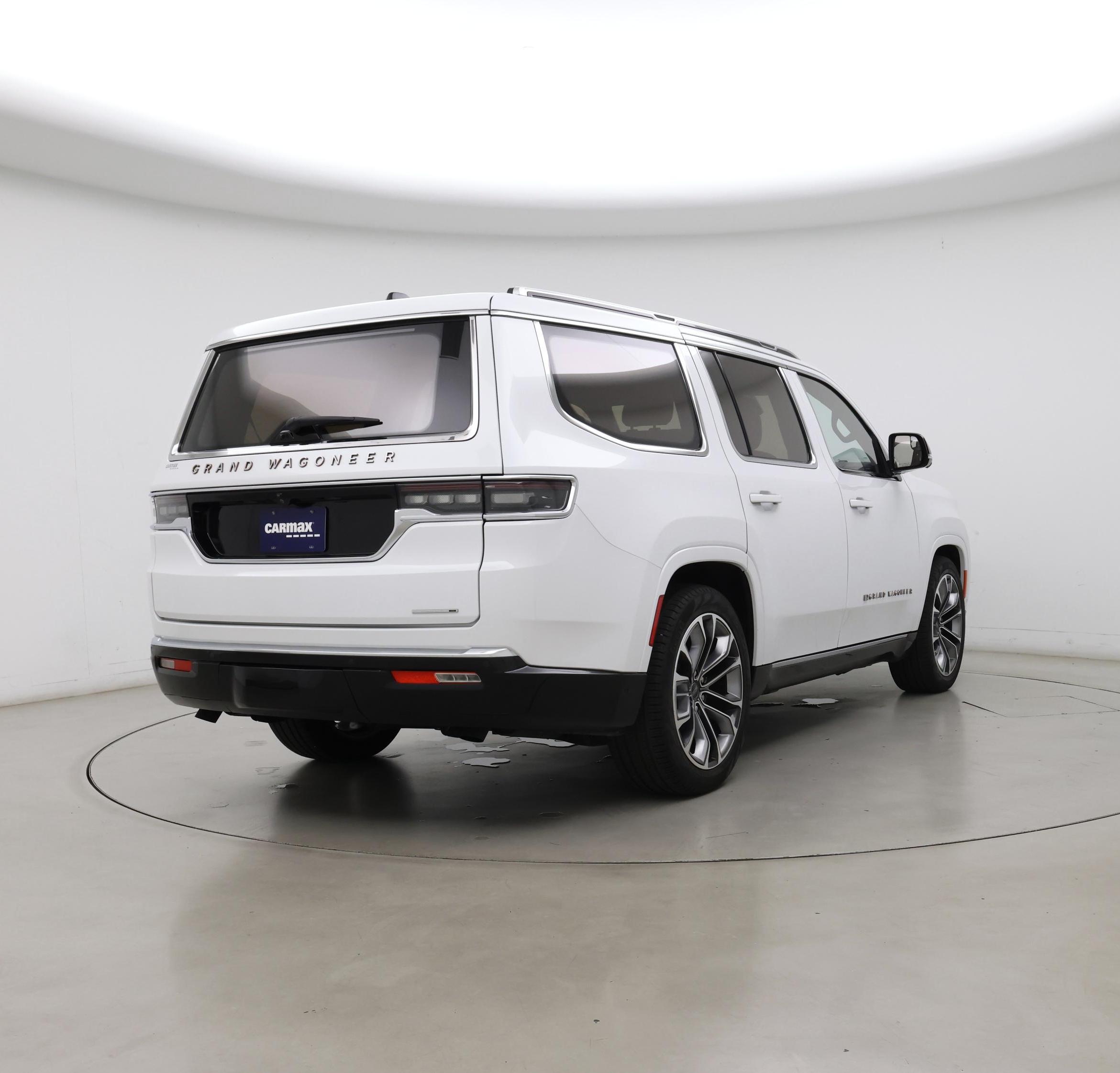 Thumbnail: 2024 Jeep Grand Wagoneer - 8