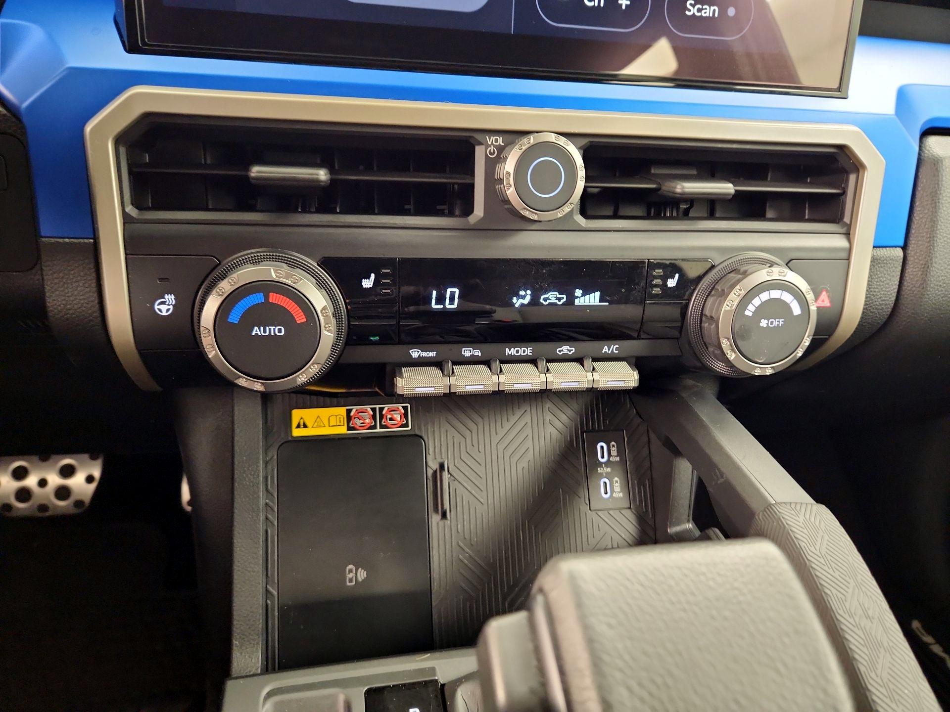 Thumbnail: 2024 Toyota Tacoma - 16