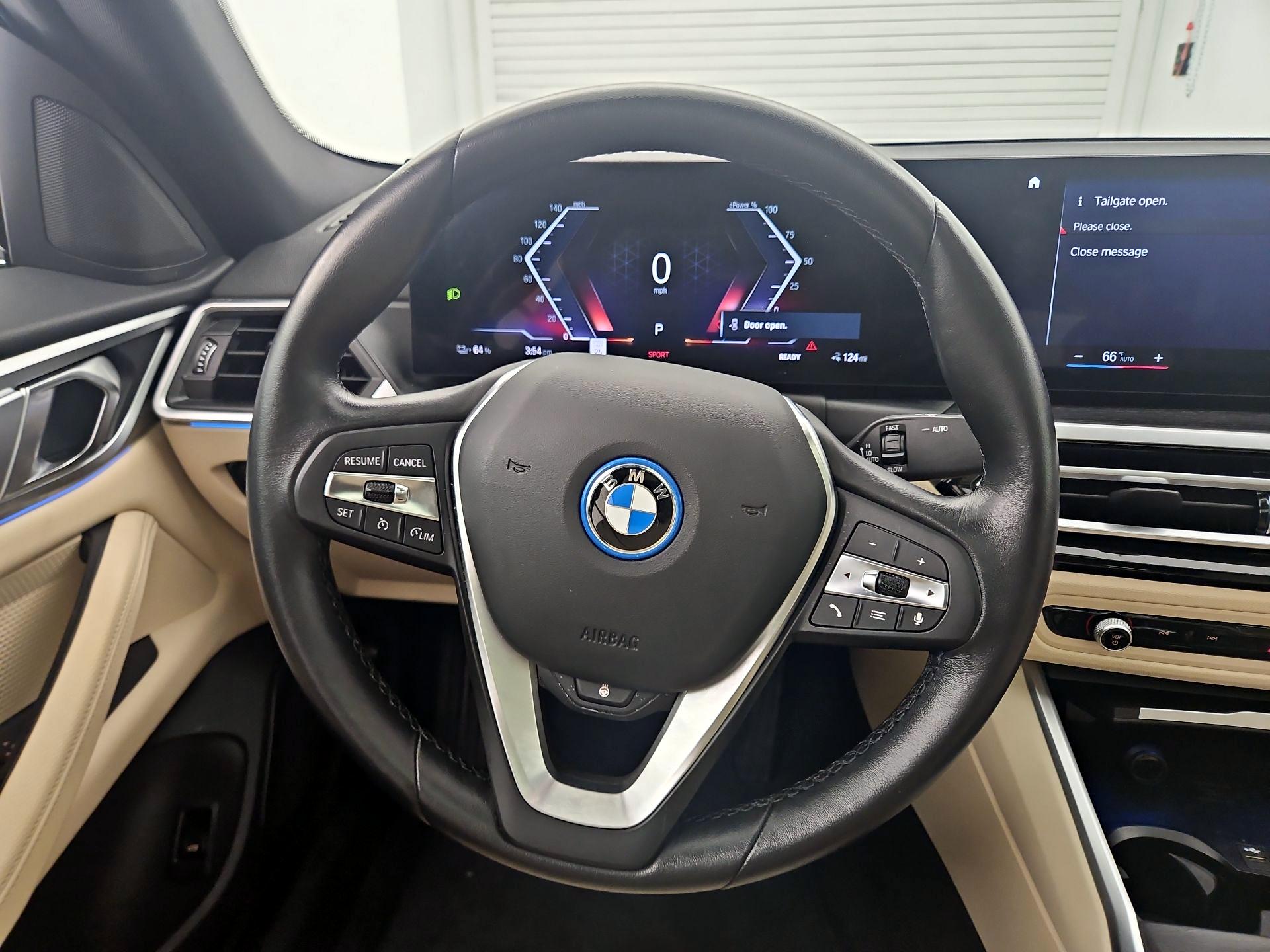 Thumbnail: 2023 BMW i4 - 10