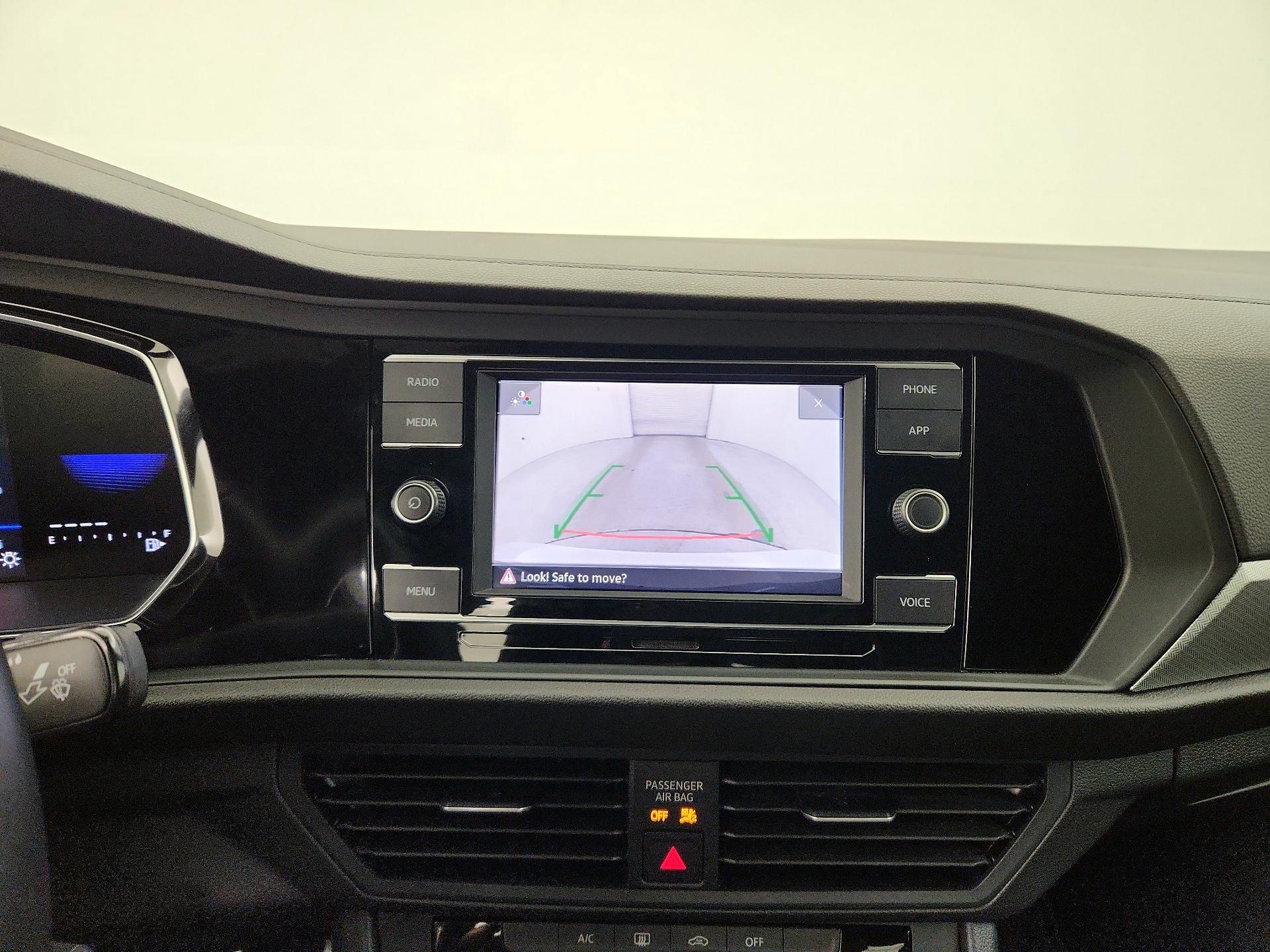 Thumbnail: 2023 Volkswagen Jetta - 14