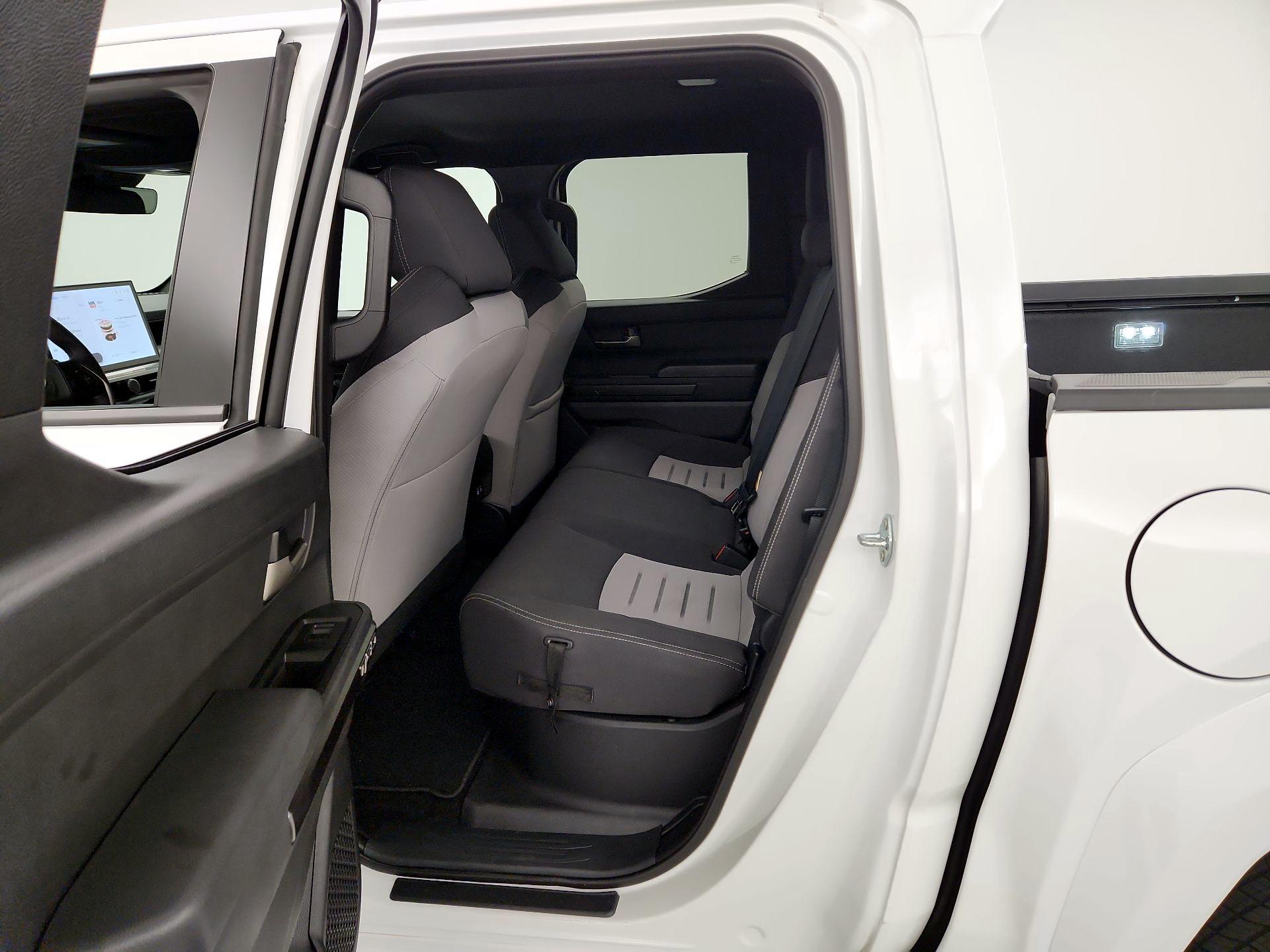 Thumbnail: 2024 Toyota Tacoma - 19