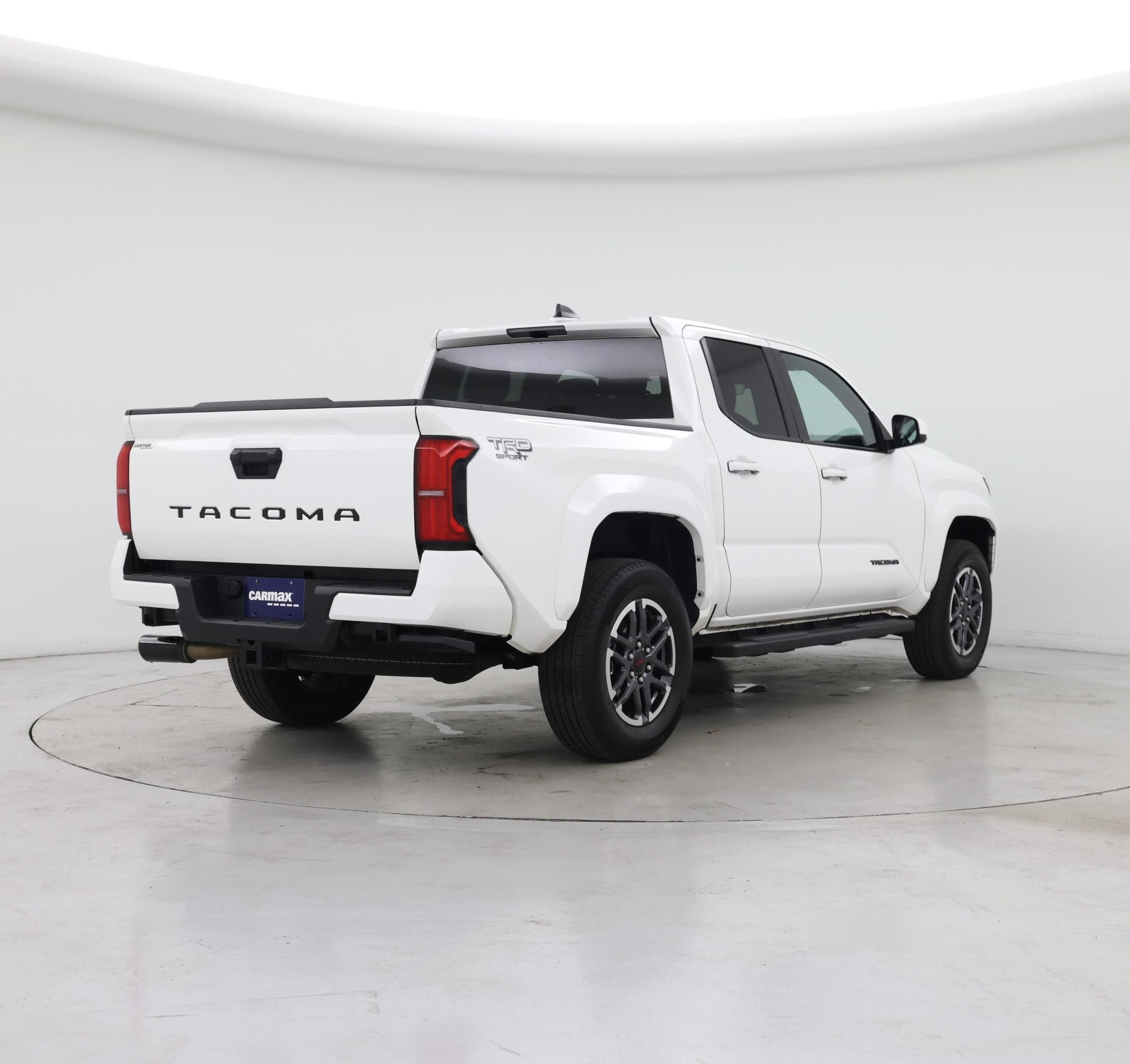 Thumbnail: 2024 Toyota Tacoma - 8