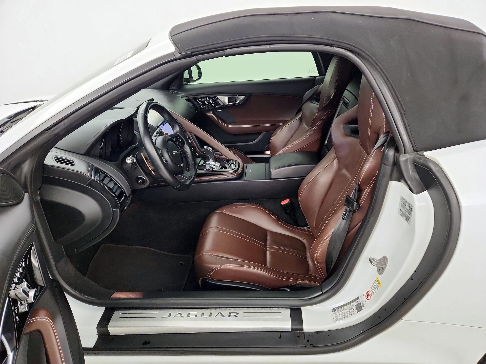 Thumbnail: 2014 Jaguar F-Type - 11