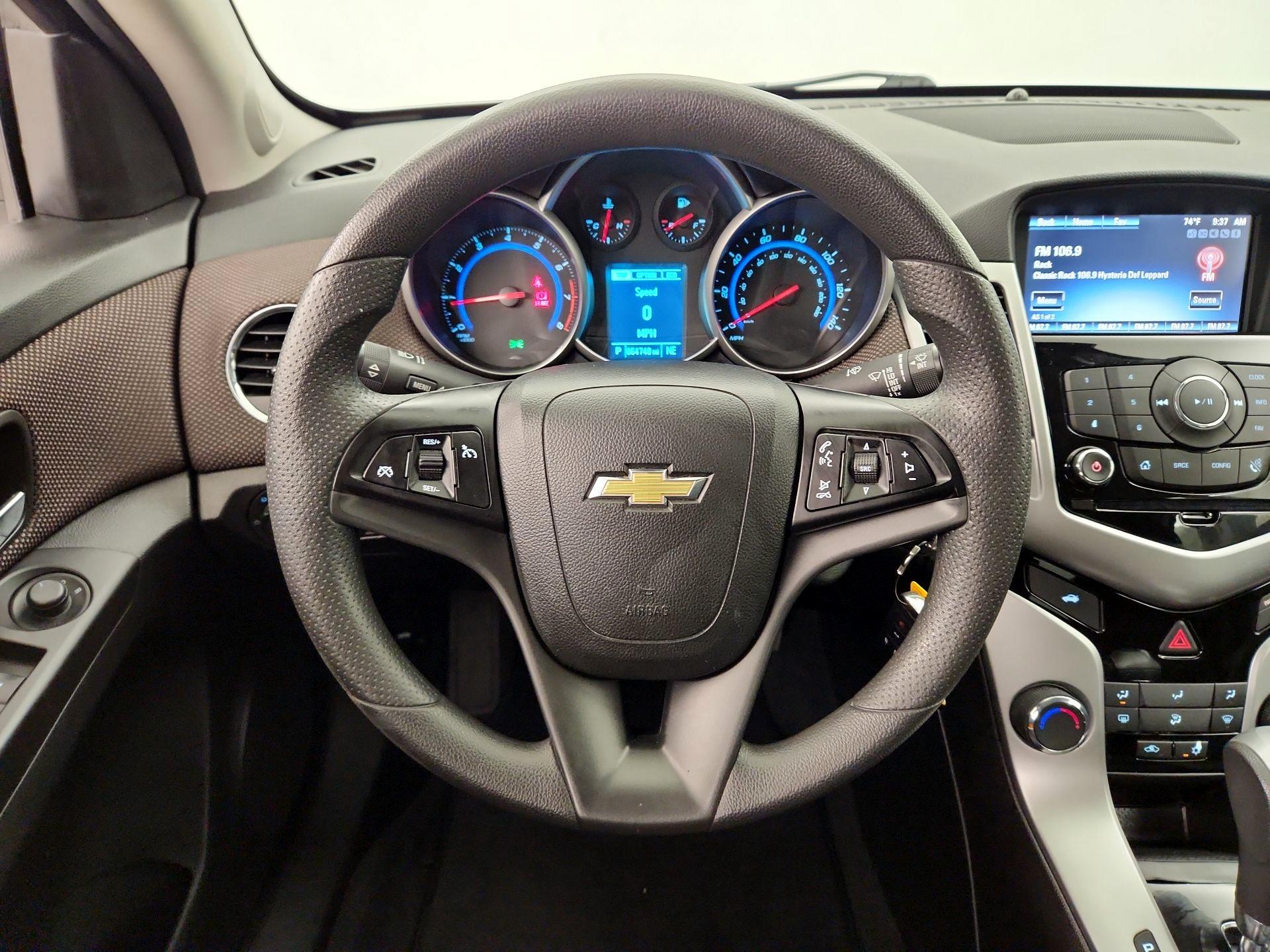 Thumbnail: 2016 Chevrolet Cruze - 10