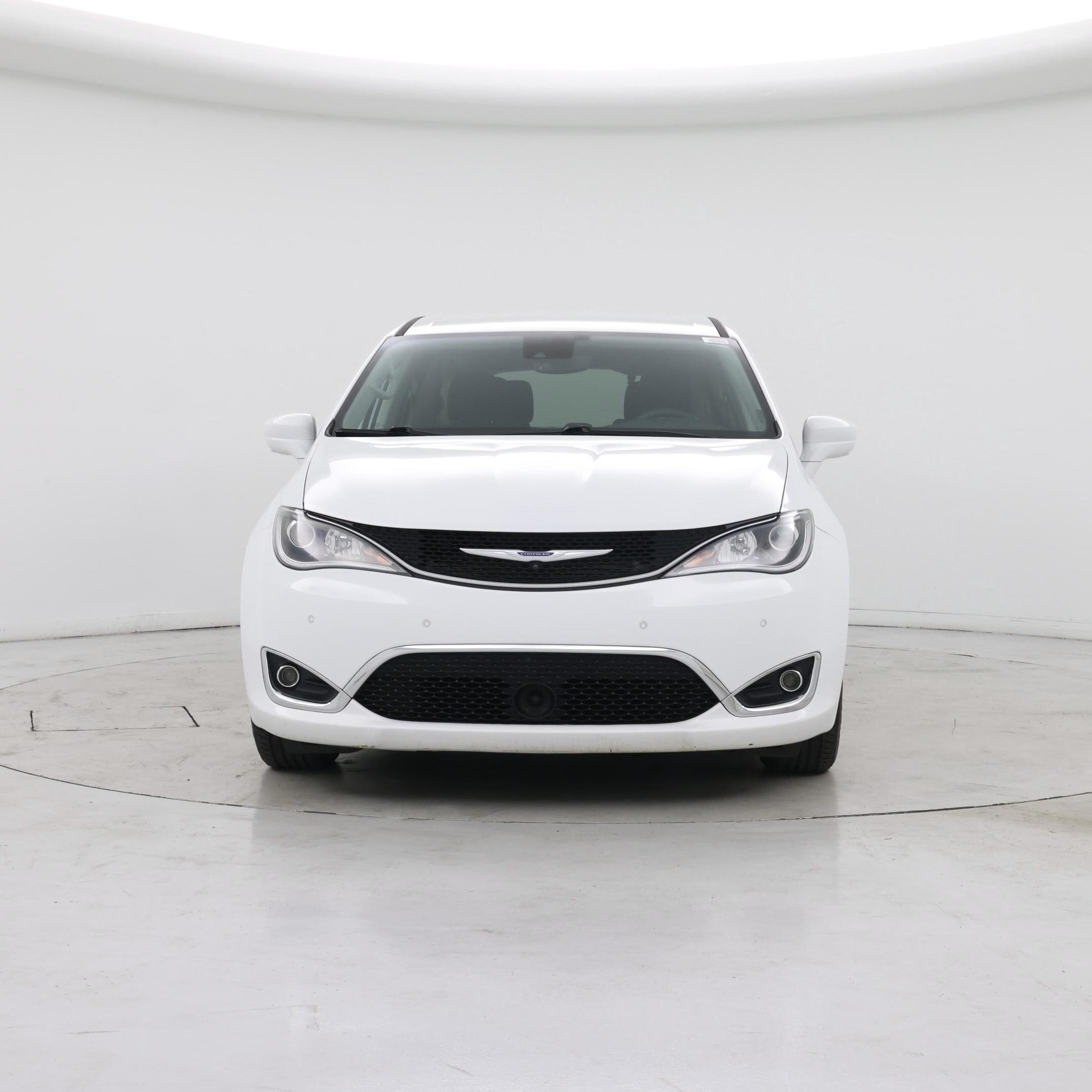 Thumbnail: 2020 Chrysler Pacifica - 5
