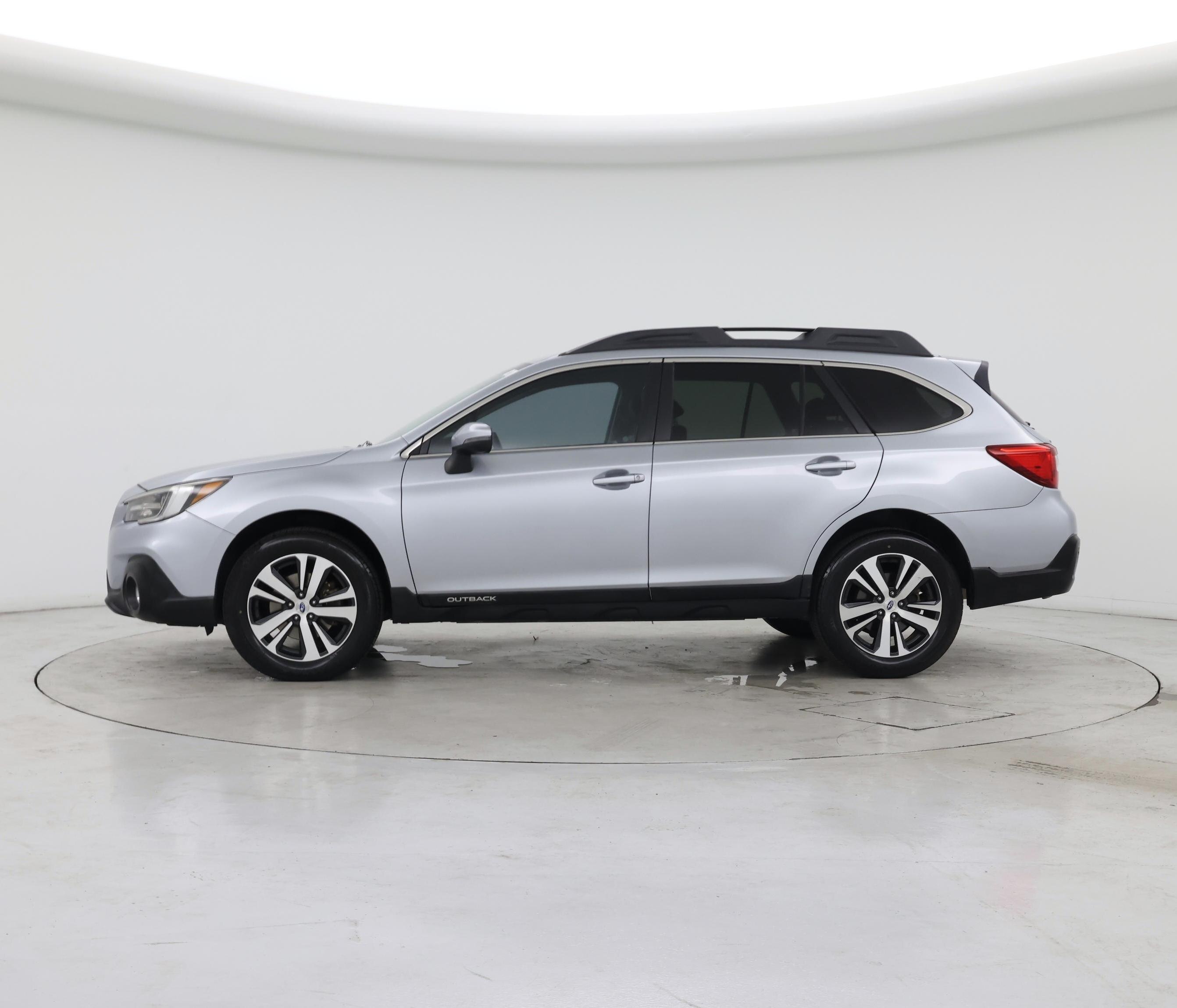 Thumbnail: 2019 Subaru Outback - 3