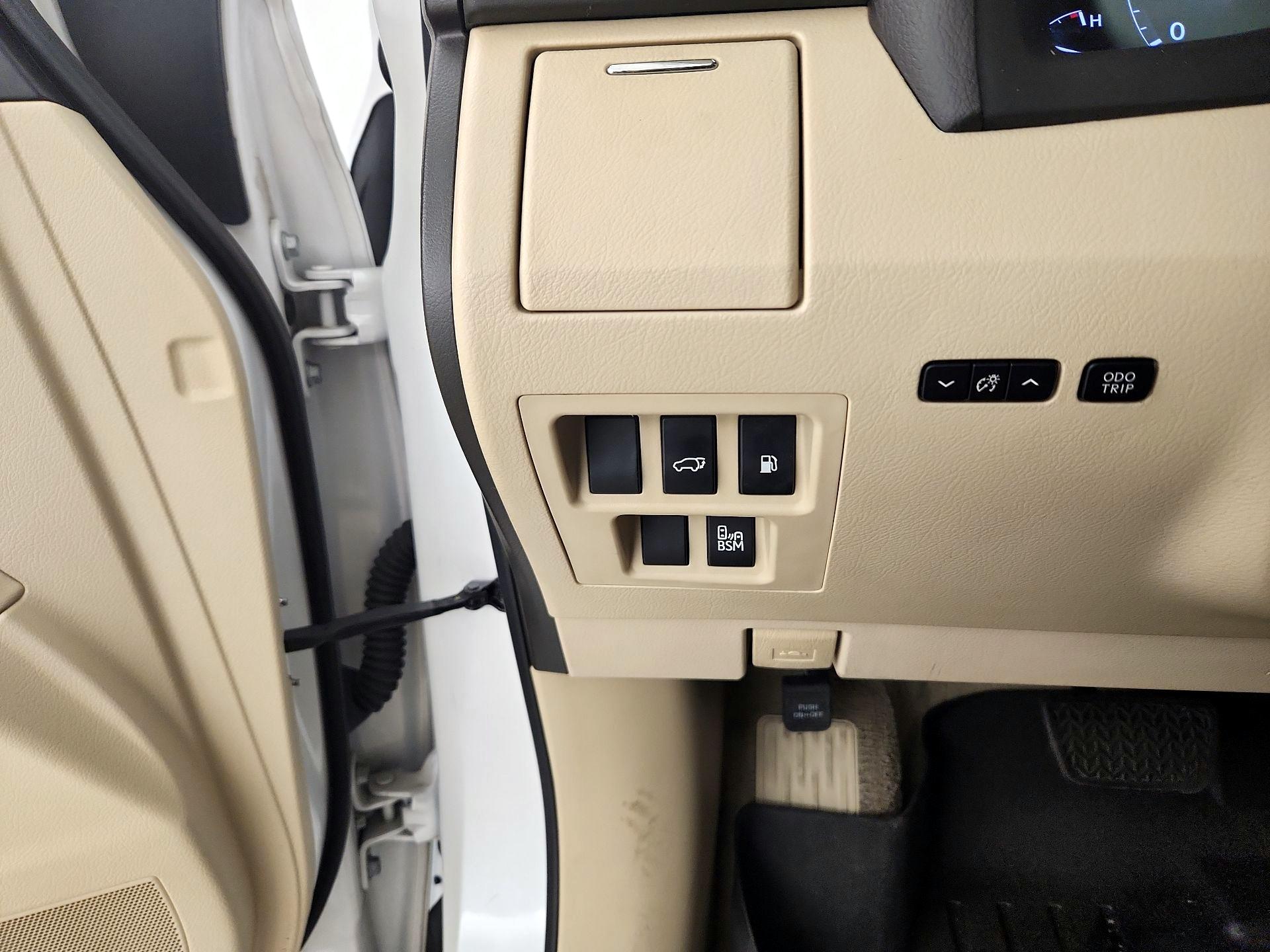 Thumbnail: 2015 Lexus RX - 13