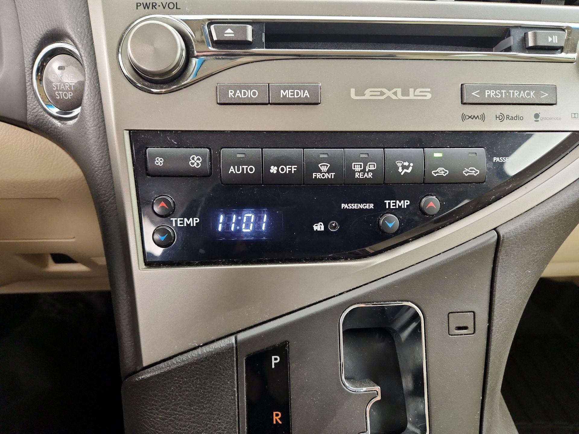 Thumbnail: 2015 Lexus RX - 17