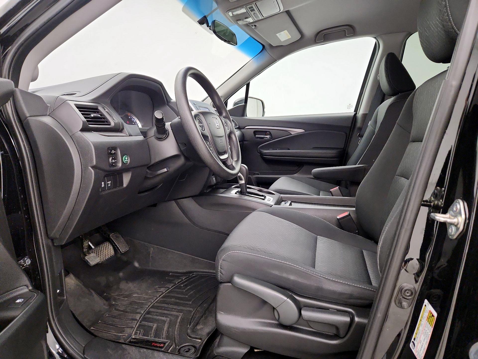 Thumbnail: 2017 Honda Ridgeline - 11