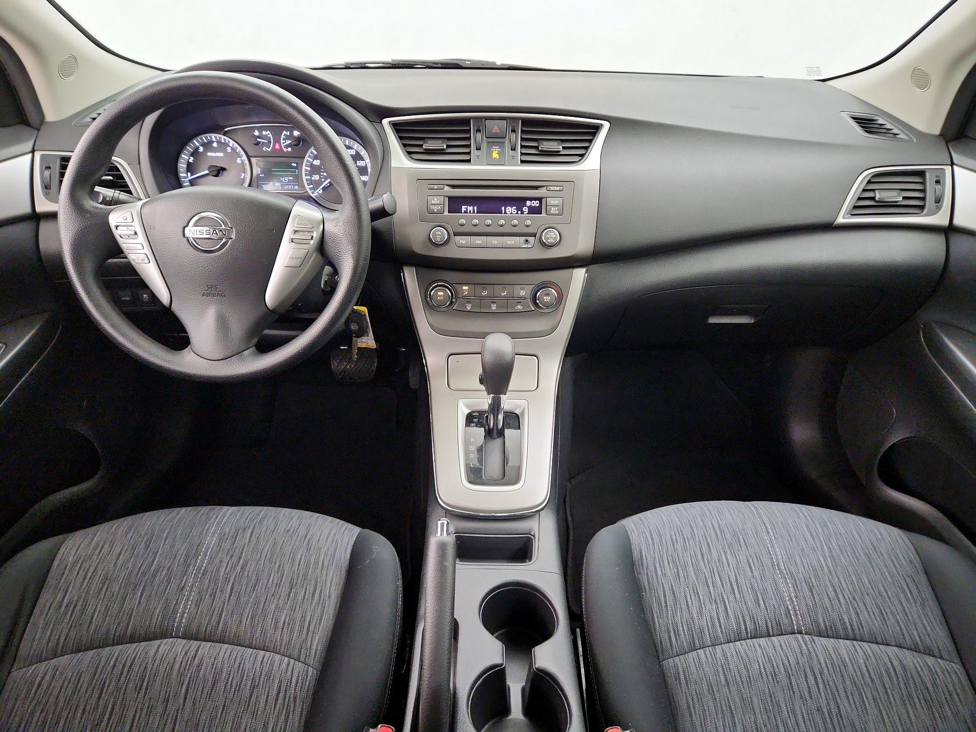 Thumbnail: 2014 Nissan Sentra - 9