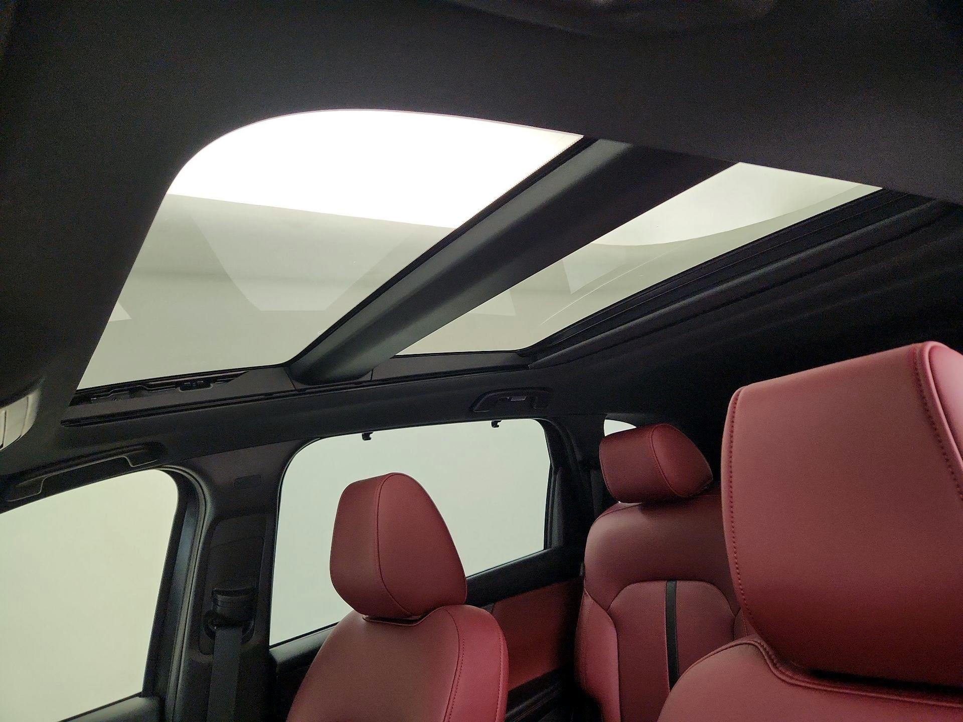 Thumbnail: 2025 Mazda CX-70 - 19