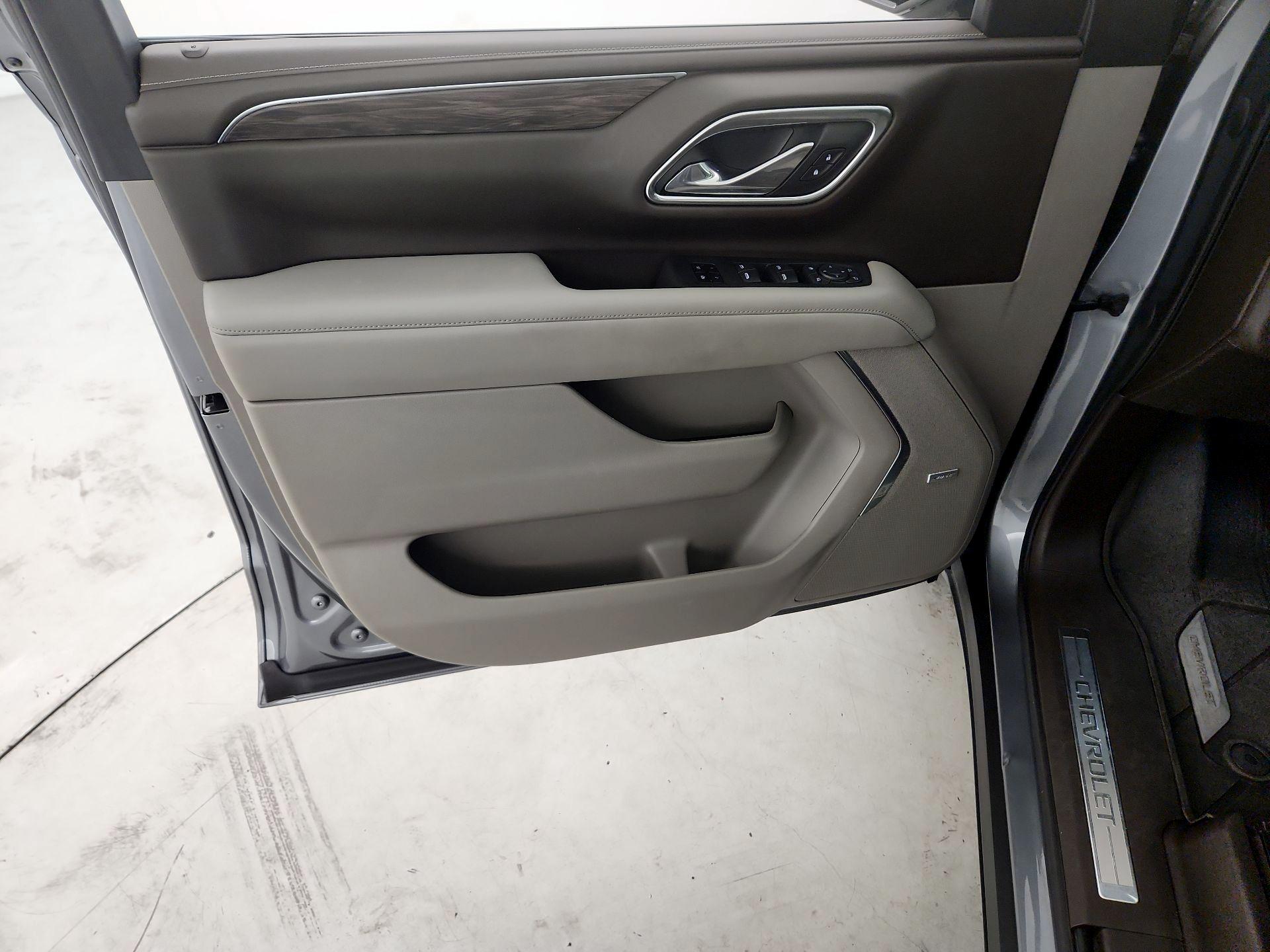 Thumbnail: 2021 Chevrolet Tahoe - 12