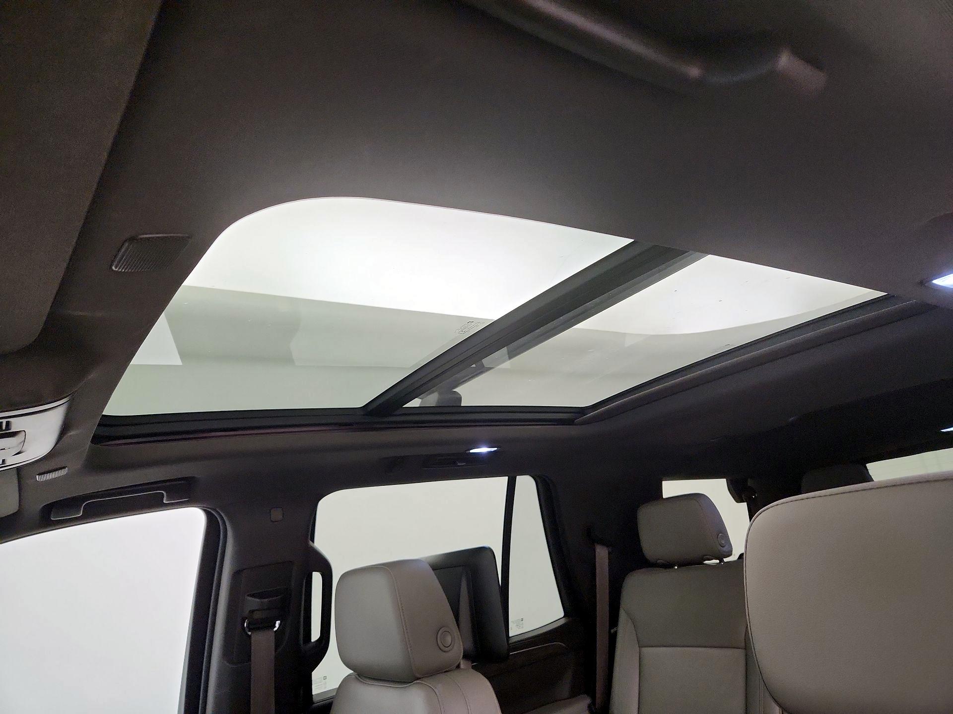 Thumbnail: 2021 Chevrolet Tahoe - 20