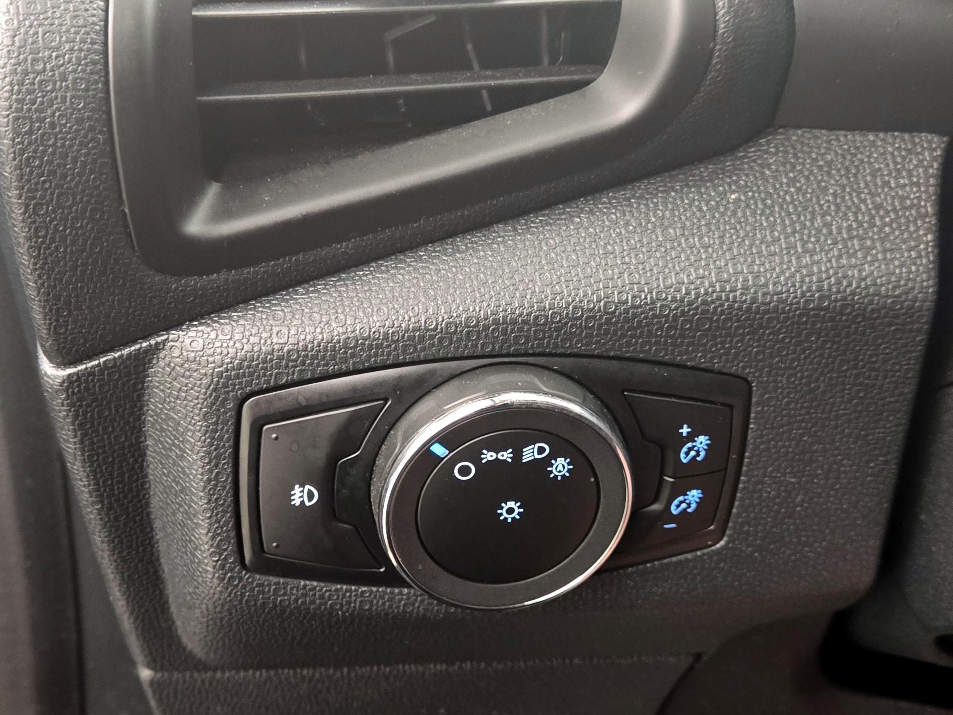 Thumbnail: 2021 Ford EcoSport - 13
