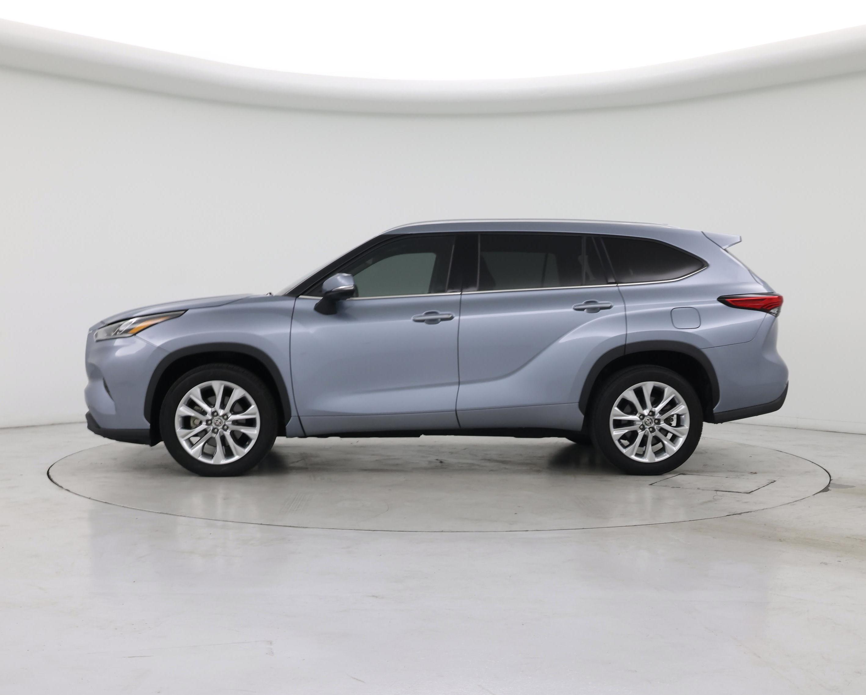 Thumbnail: 2020 Toyota Highlander - 3
