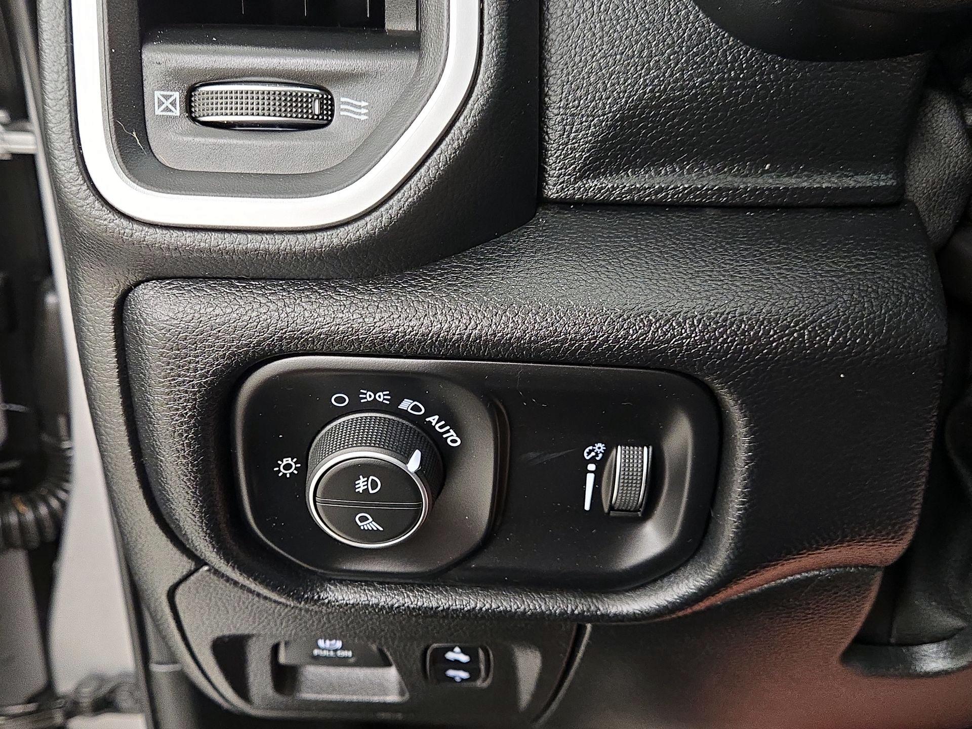 Thumbnail: 2020 RAM 1500 - 13