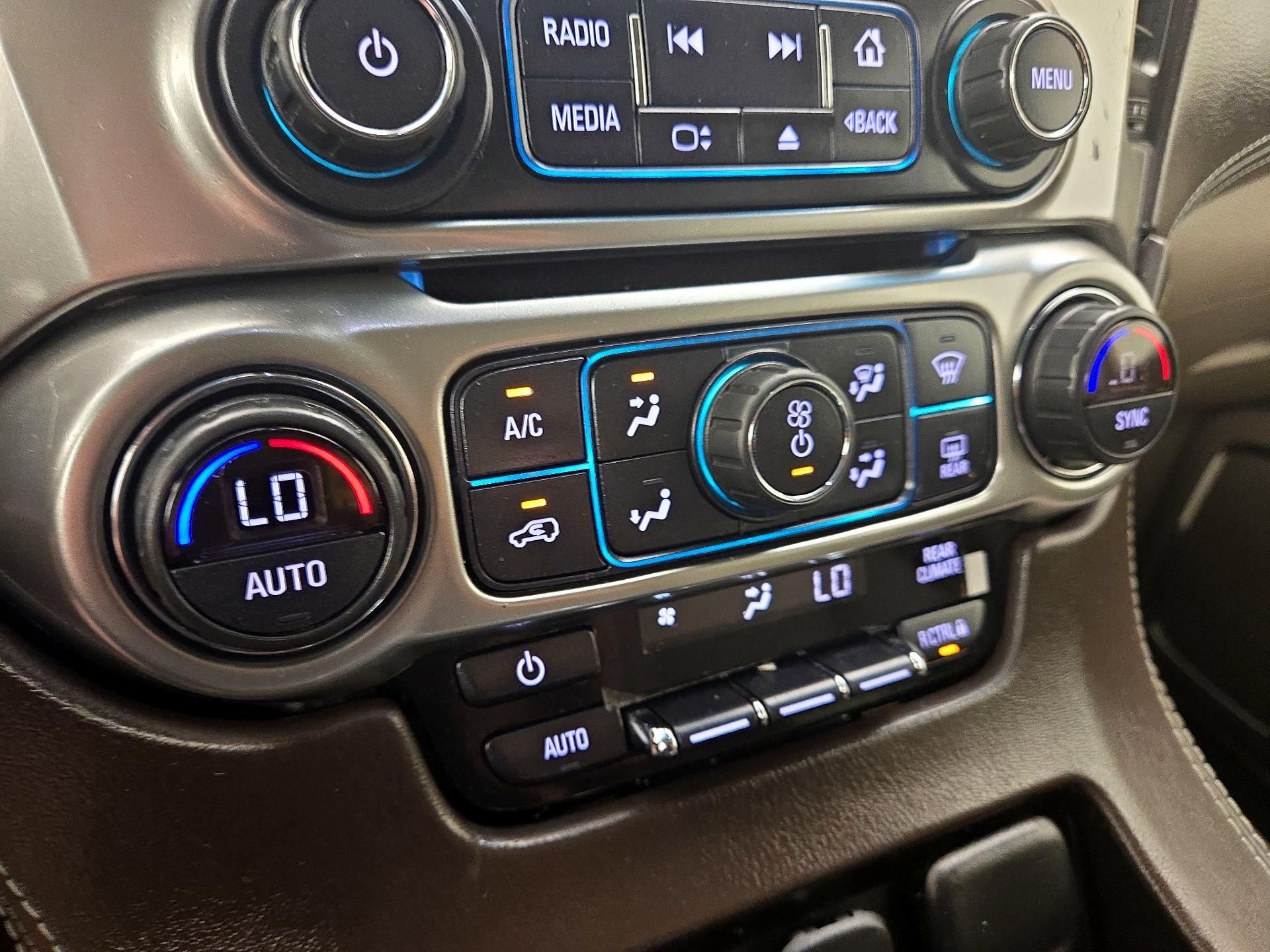 Thumbnail: 2020 Chevrolet Tahoe - 16