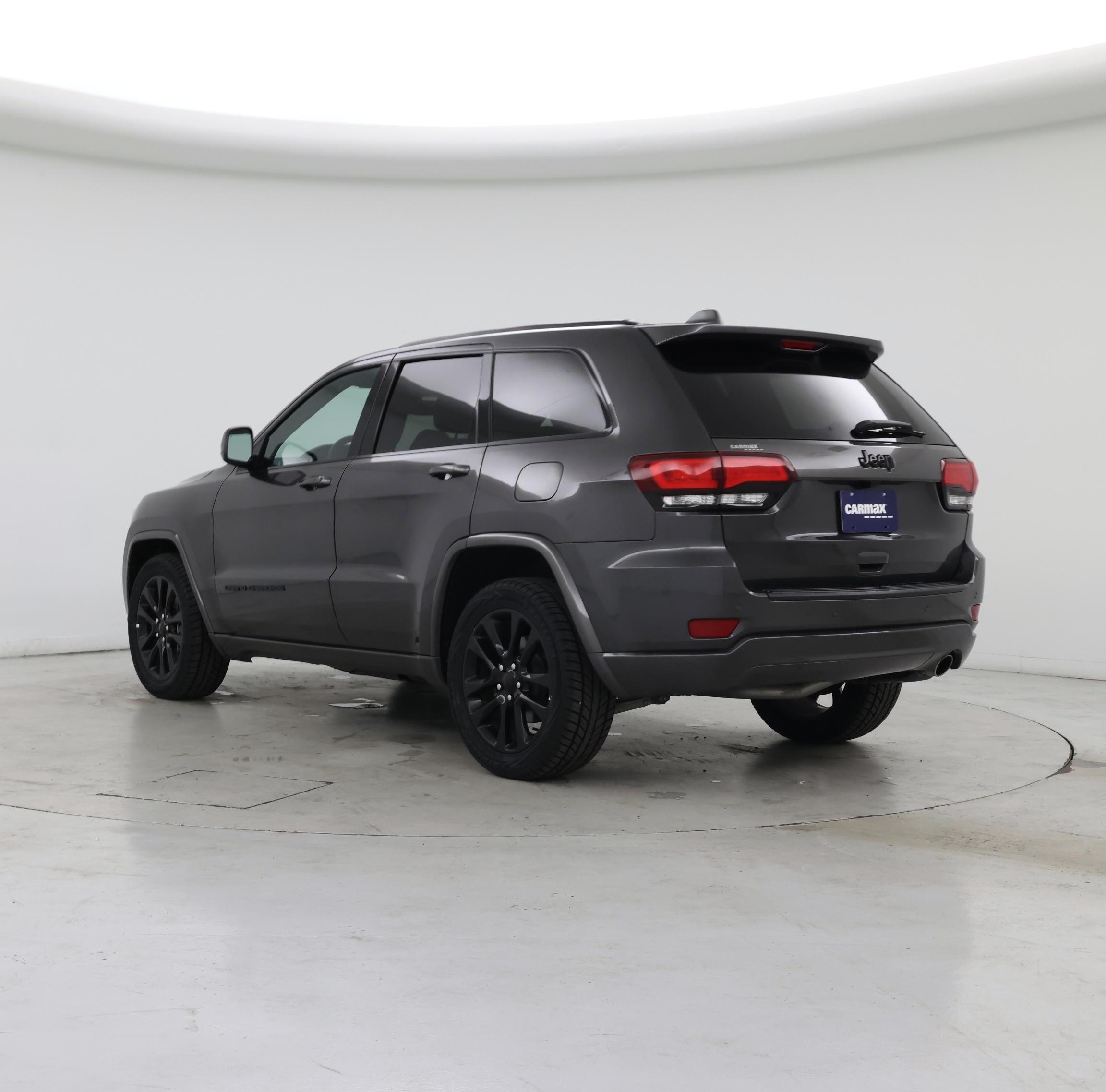 Thumbnail: 2019 Jeep Grand Cherokee - 2