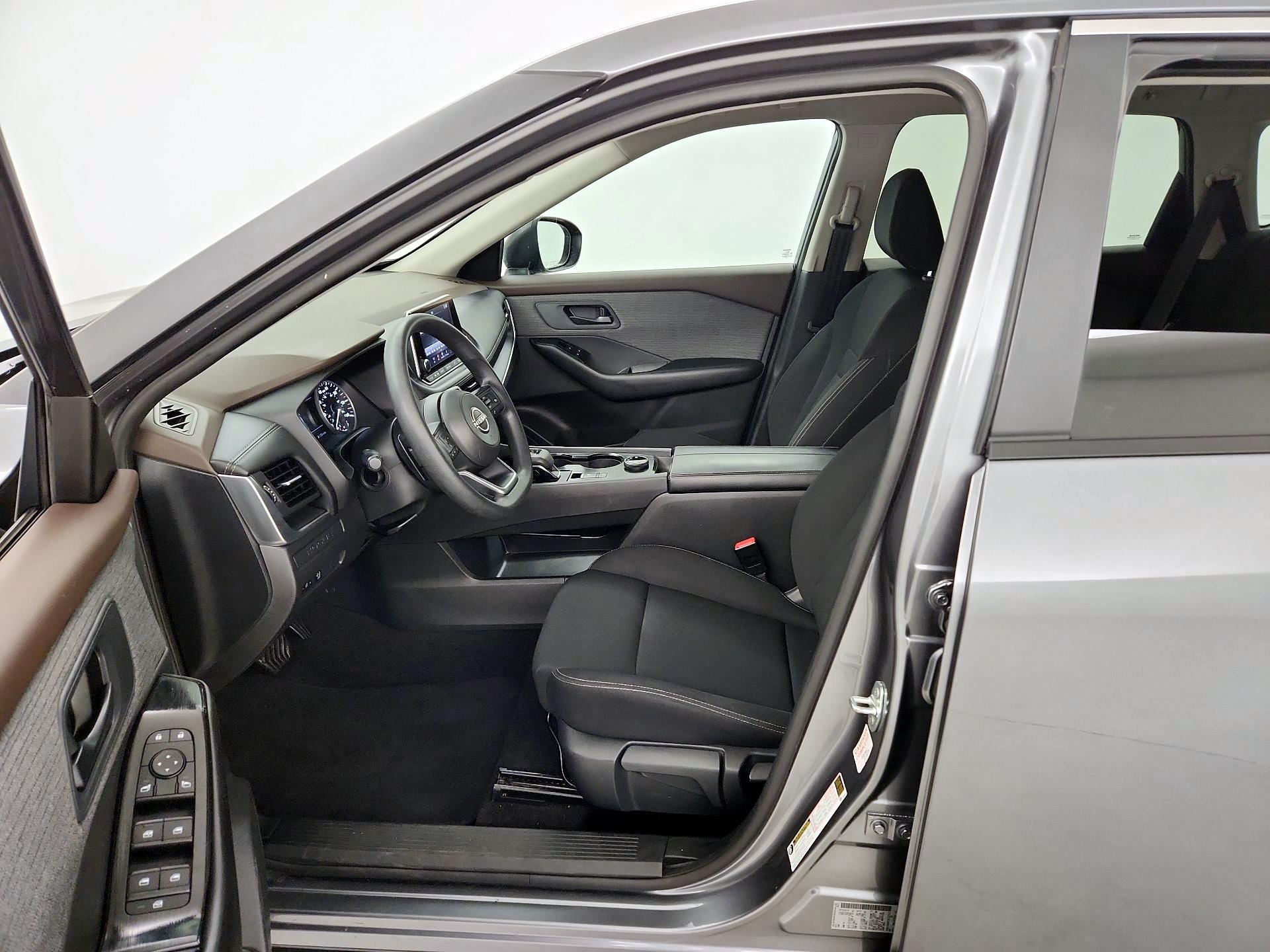 Thumbnail: 2023 Nissan Rogue - 11