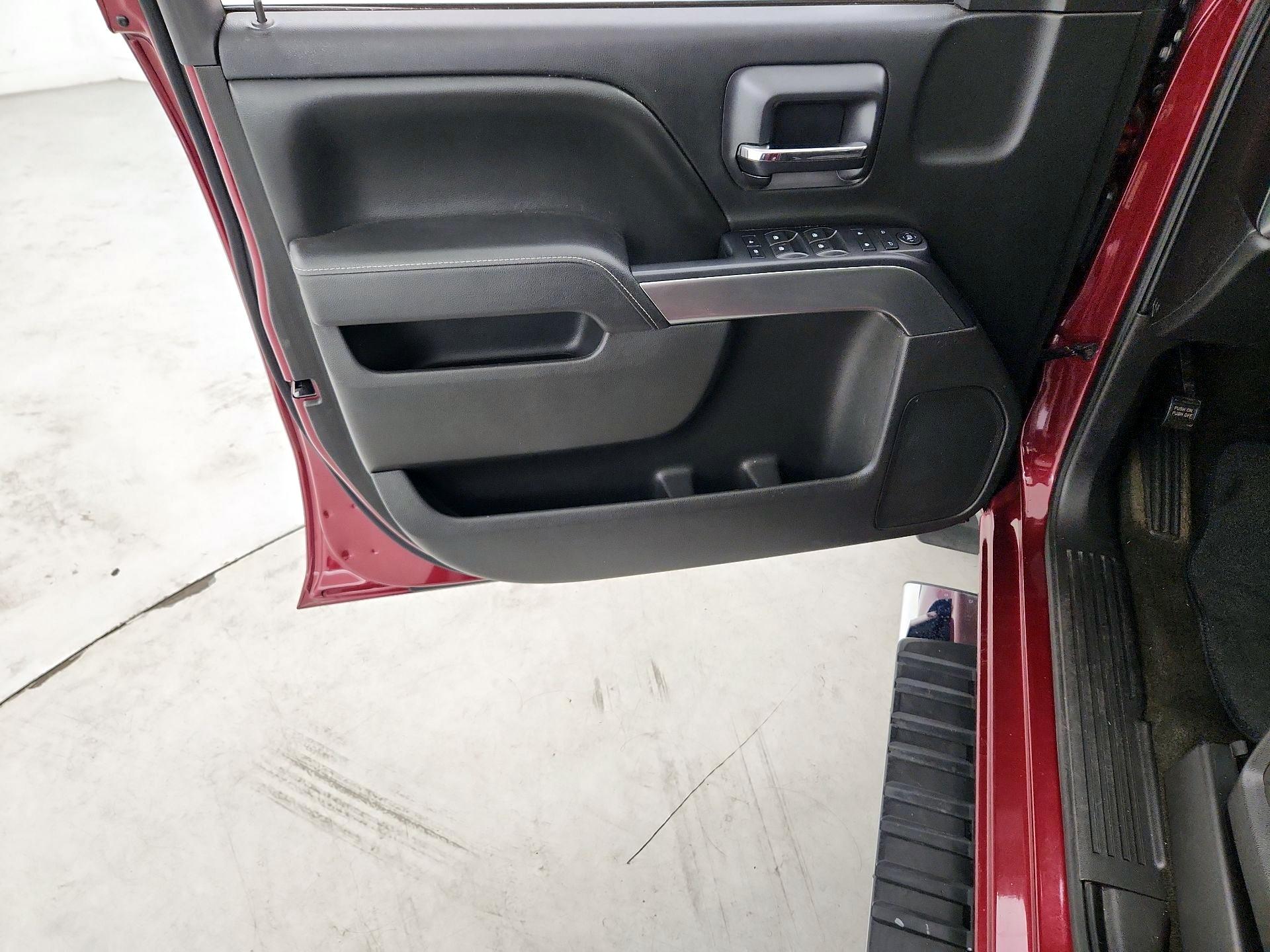 Thumbnail: 2015 Chevrolet Silverado 1500 - 12