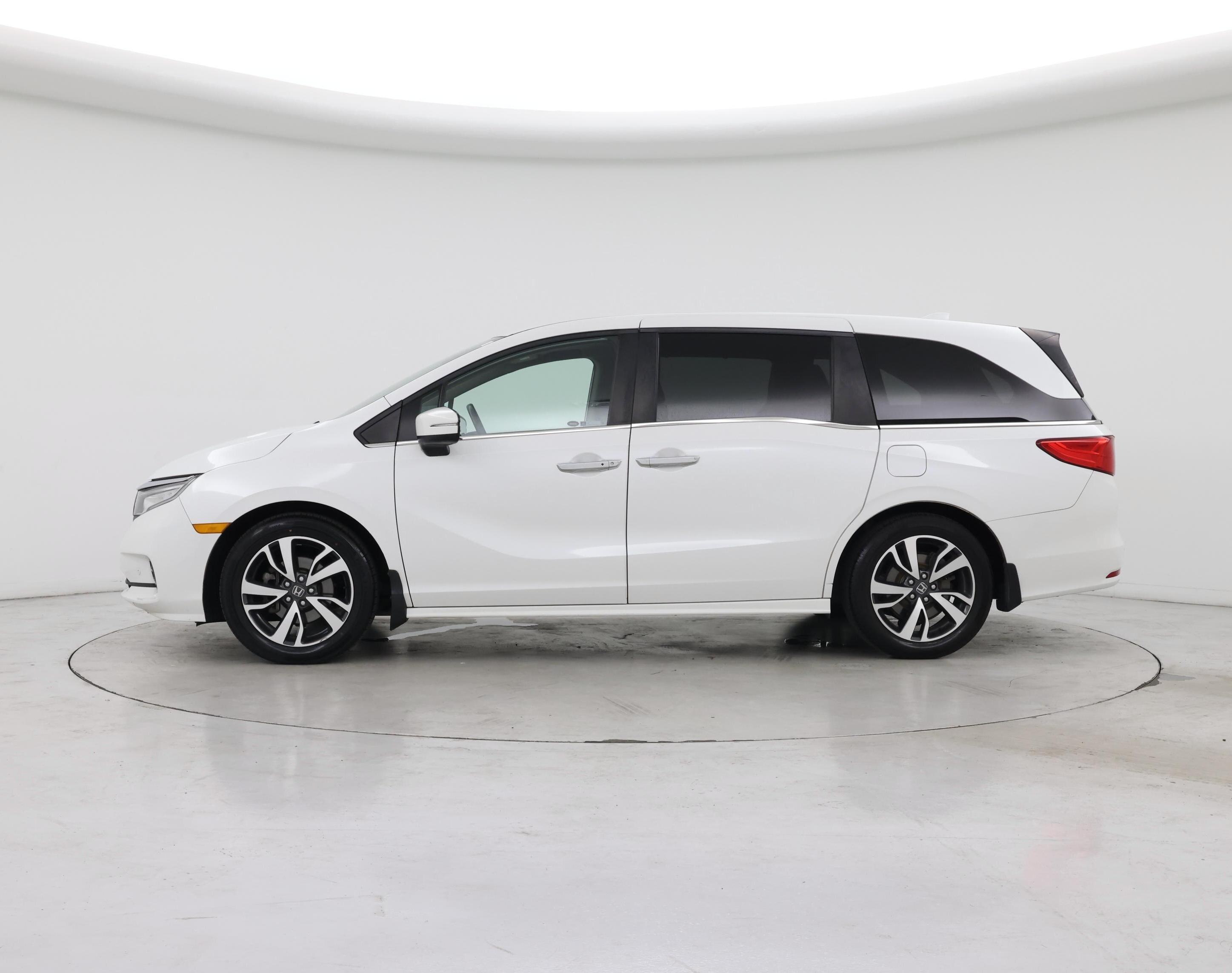 Thumbnail: 2021 Honda Odyssey - 3