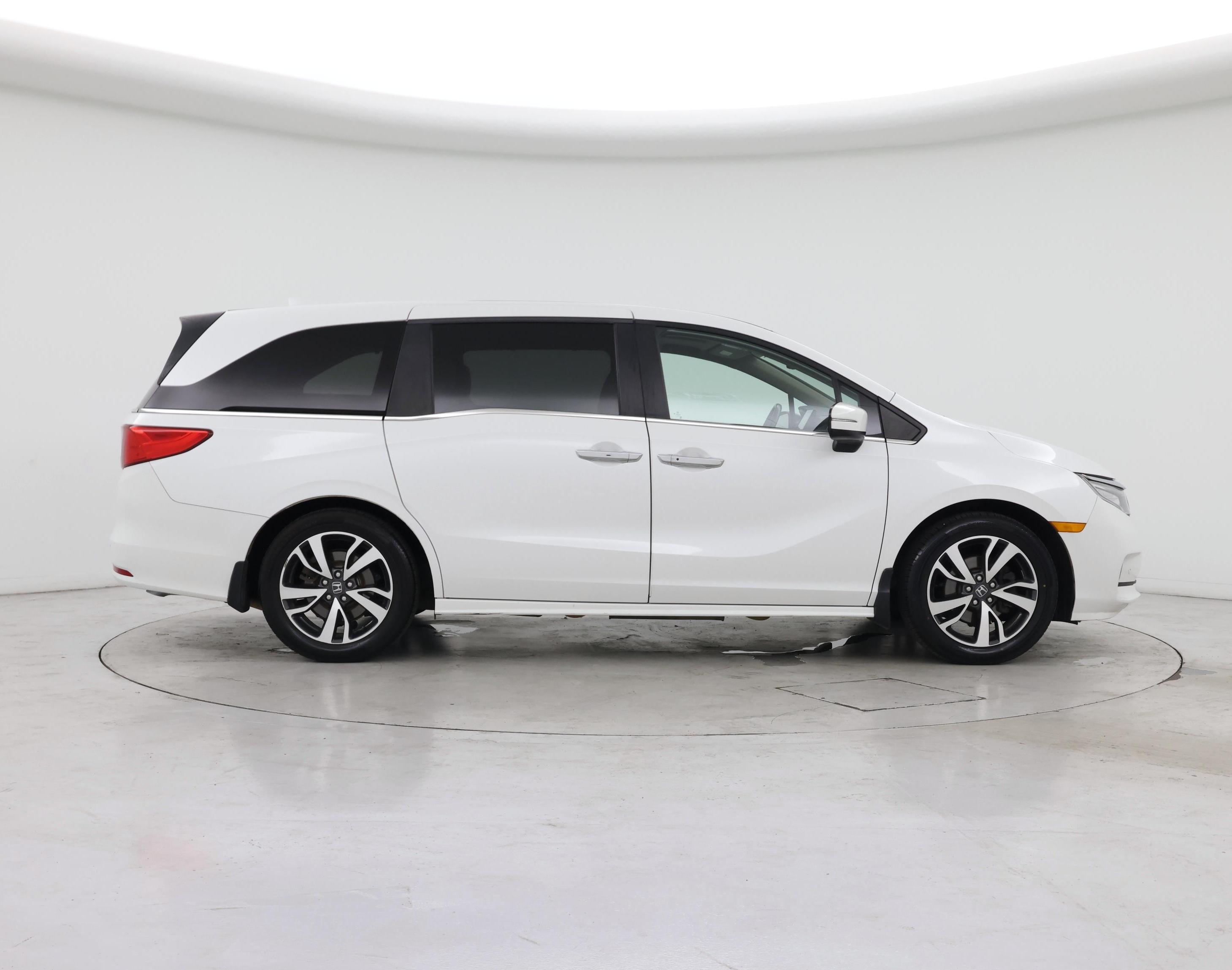 Thumbnail: 2021 Honda Odyssey - 7
