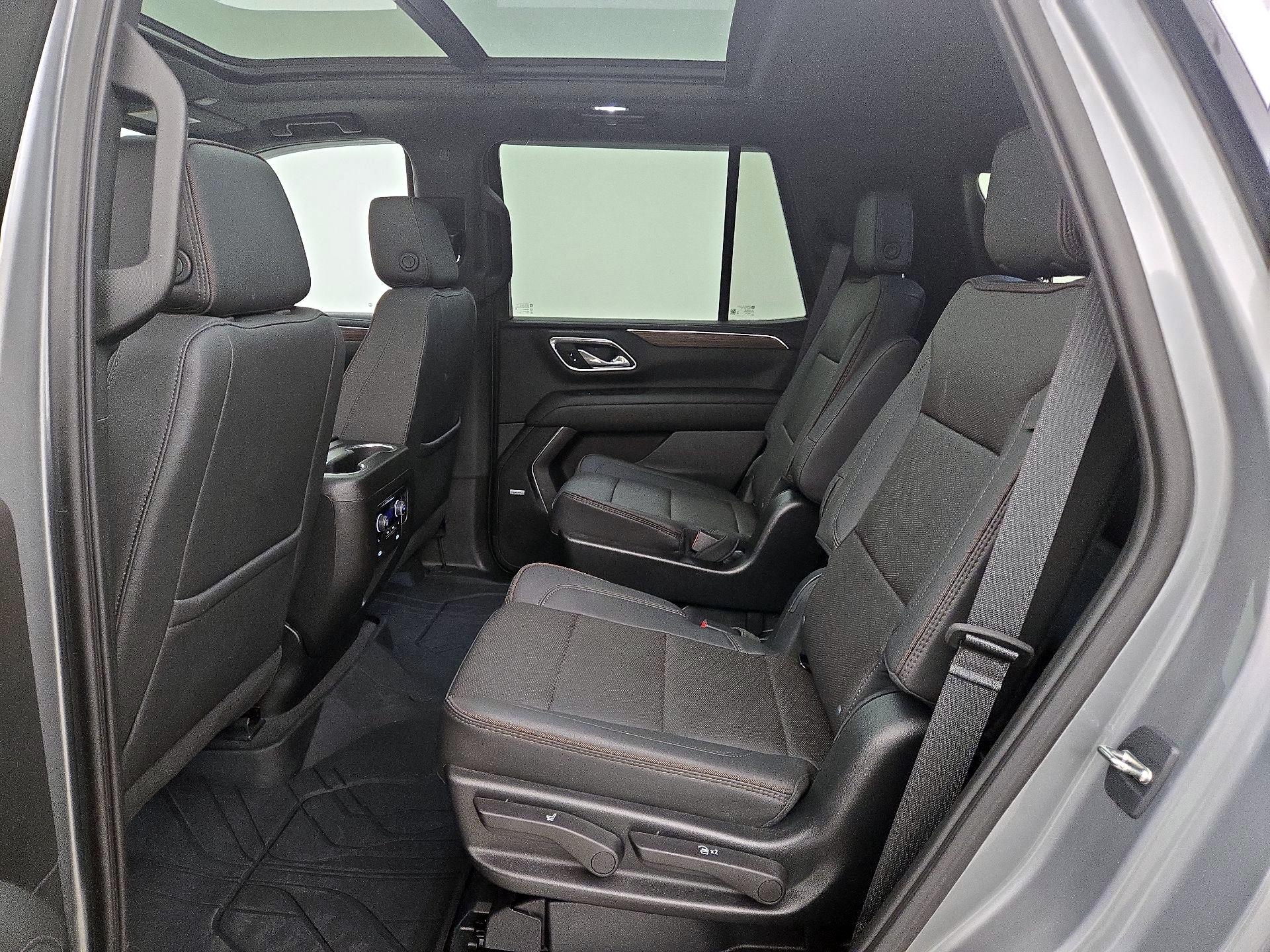 Thumbnail: 2023 Chevrolet Tahoe - 20