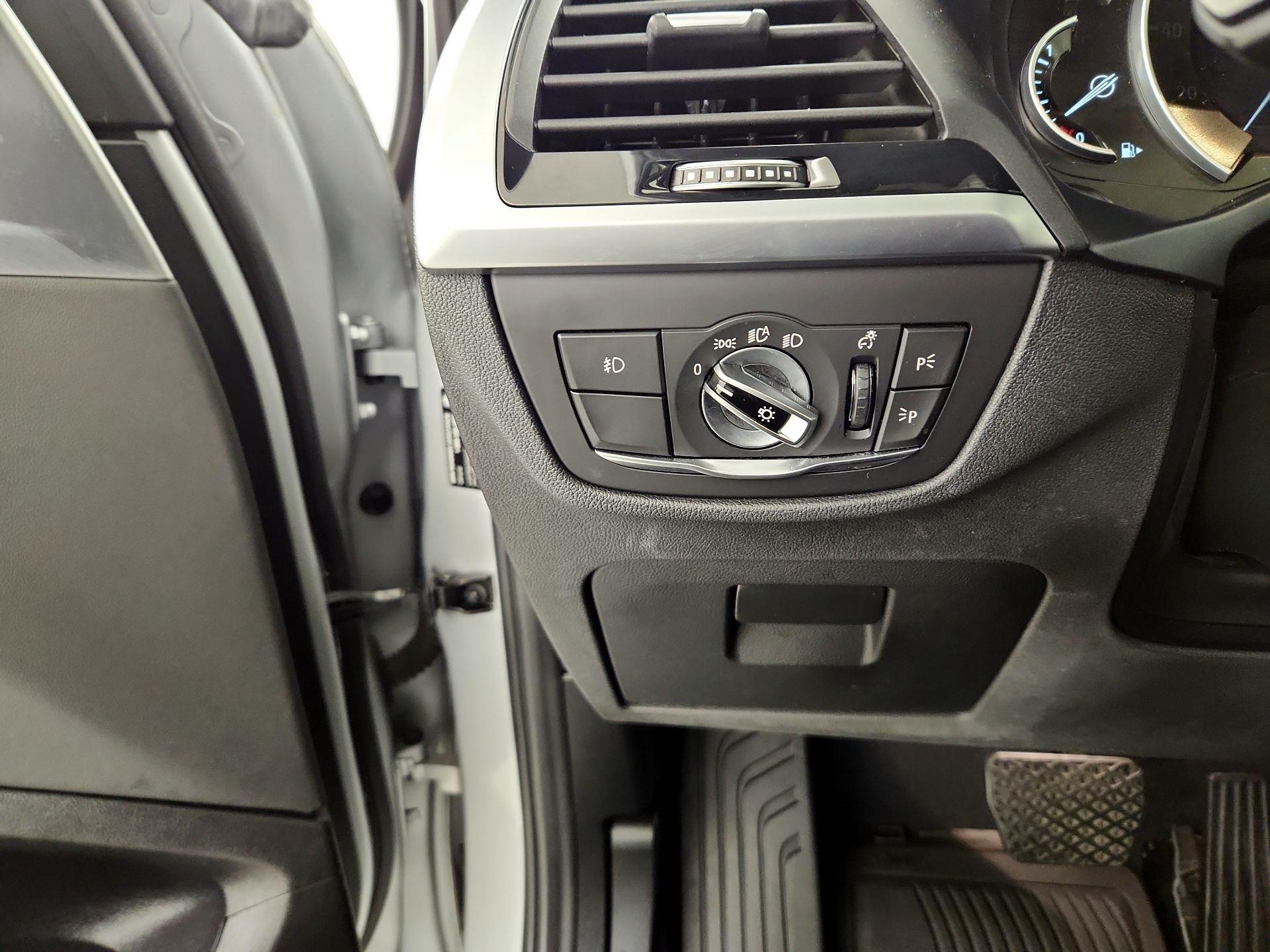Thumbnail: 2019 BMW X3 - 13