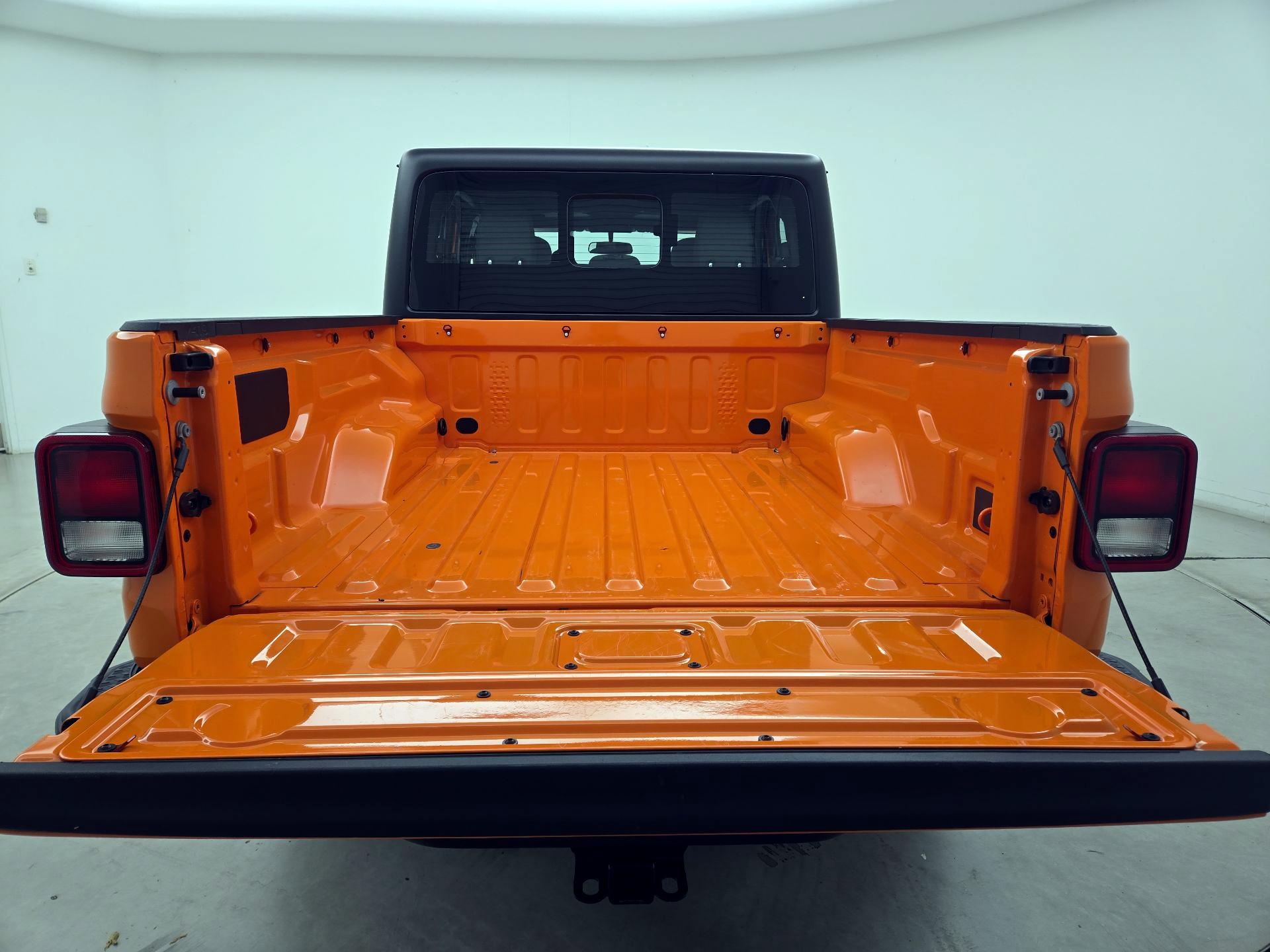 Thumbnail: 2025 Jeep Gladiator - 20