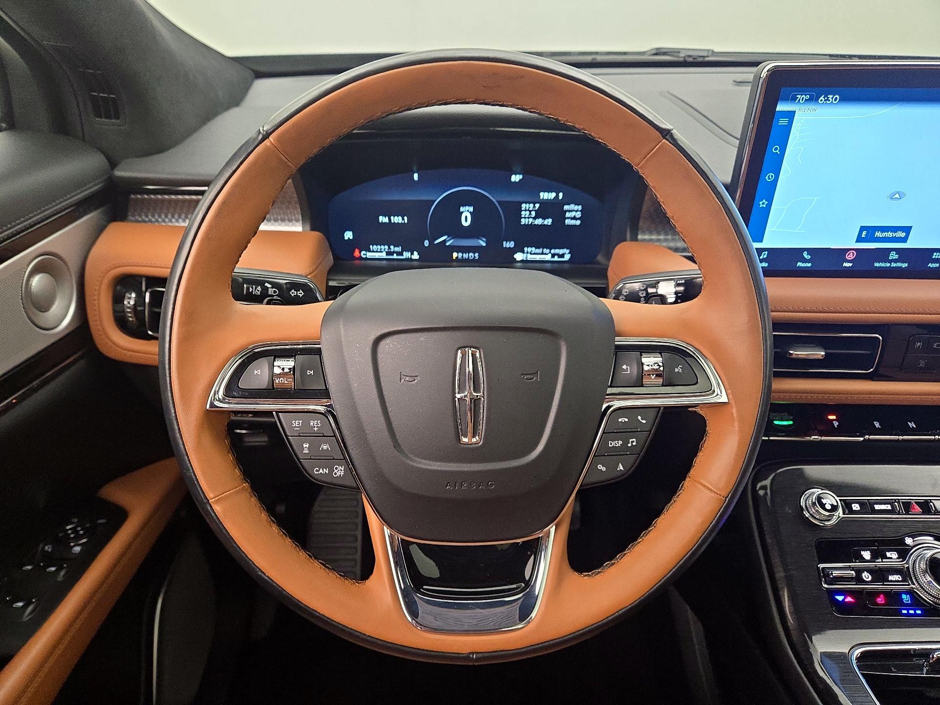 Thumbnail: 2023 Lincoln Nautilus - 10