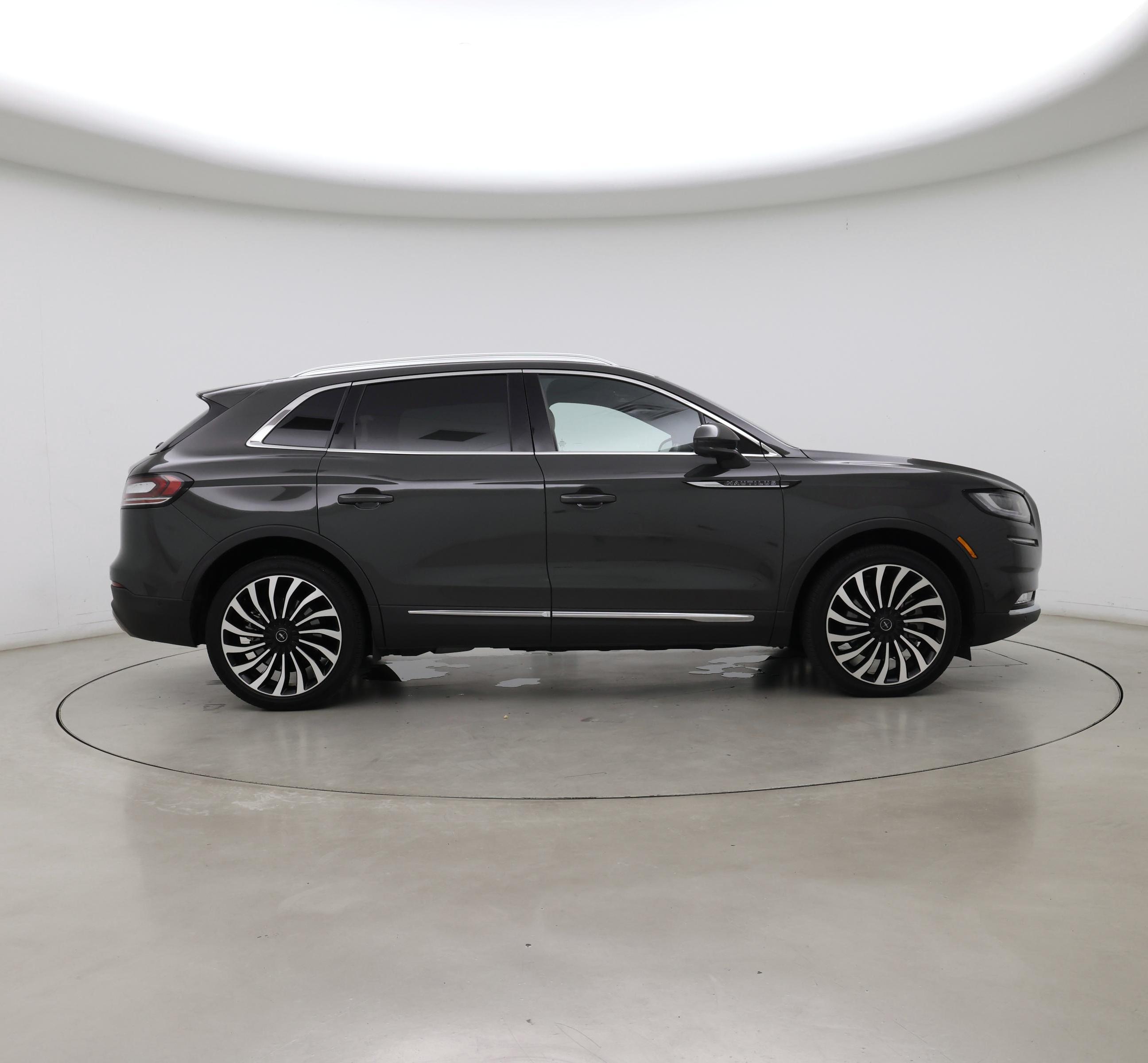 Thumbnail: 2023 Lincoln Nautilus - 7