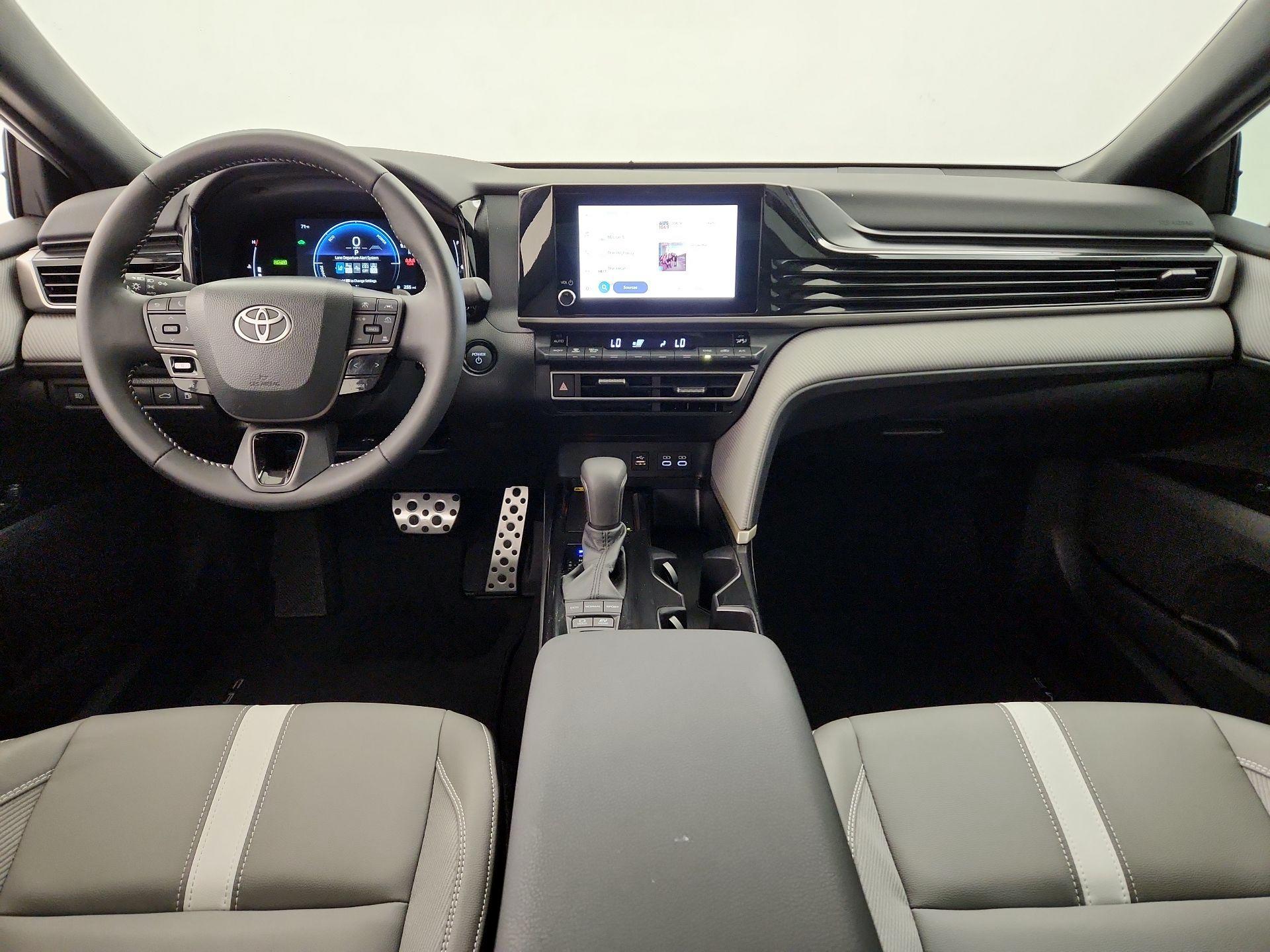 Thumbnail: 2025 Toyota Camry - 9