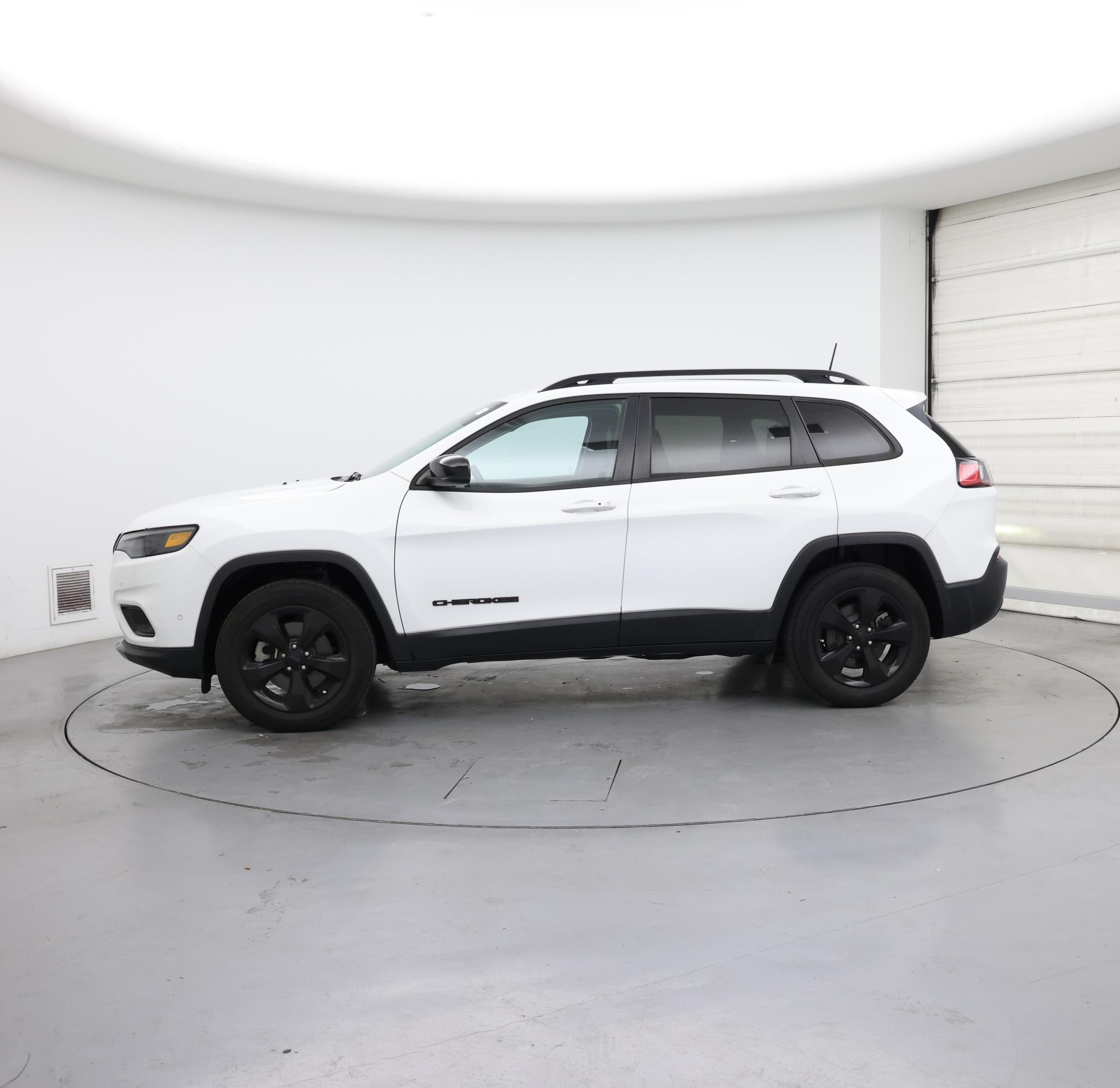 Thumbnail: 2023 Jeep Cherokee - 3