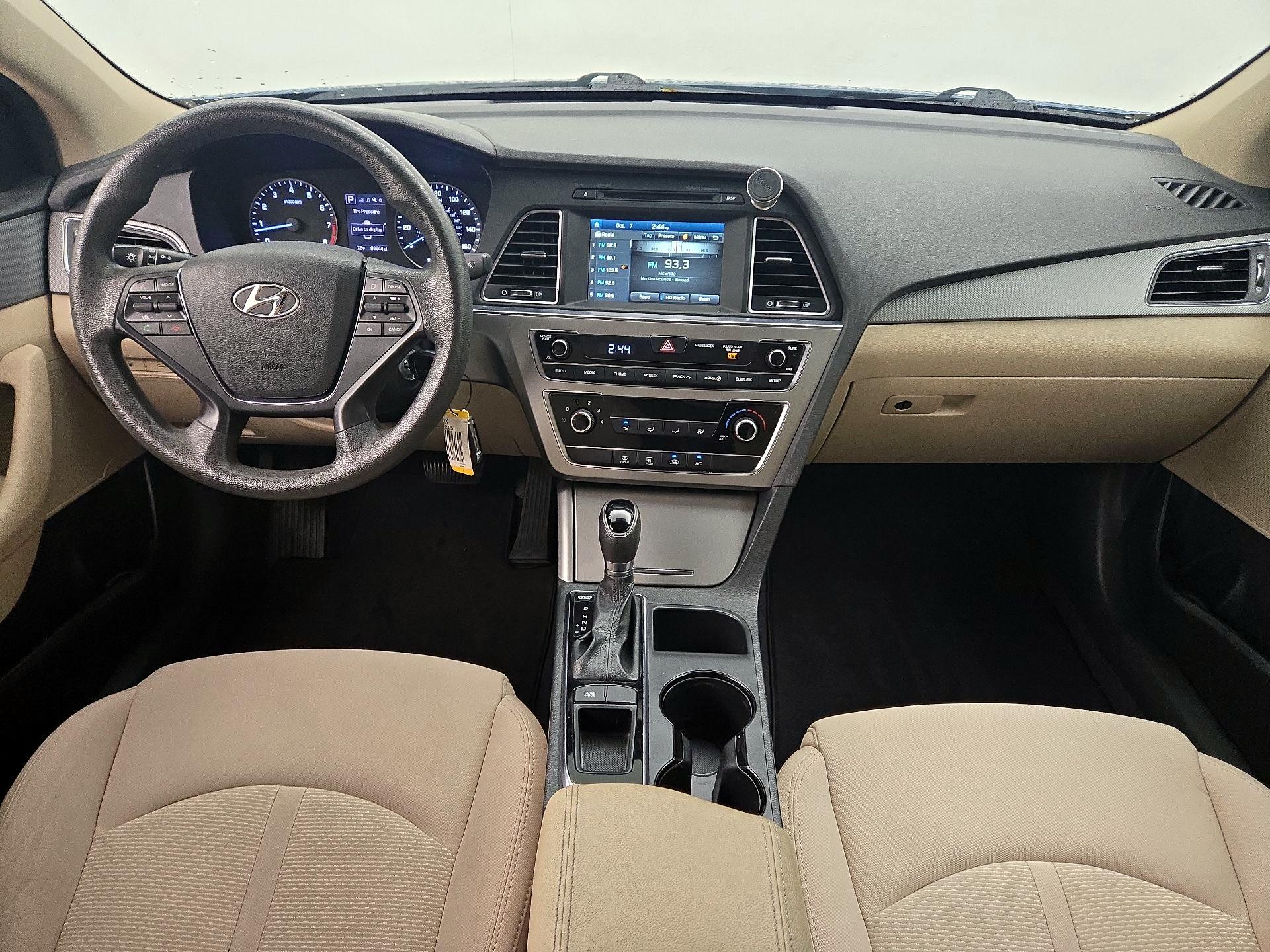 Thumbnail: 2016 Hyundai Sonata - 9