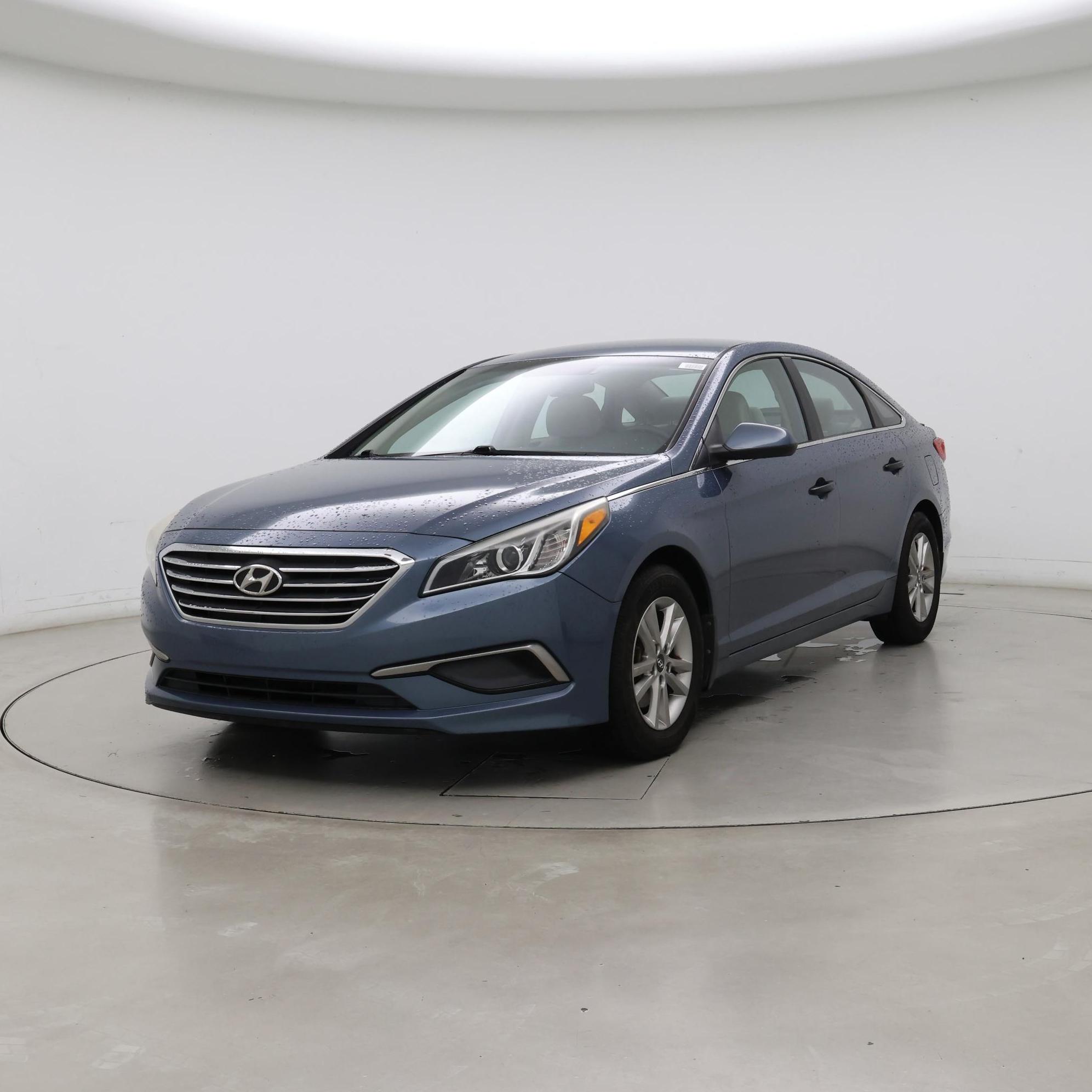 Thumbnail: 2016 Hyundai Sonata - 4
