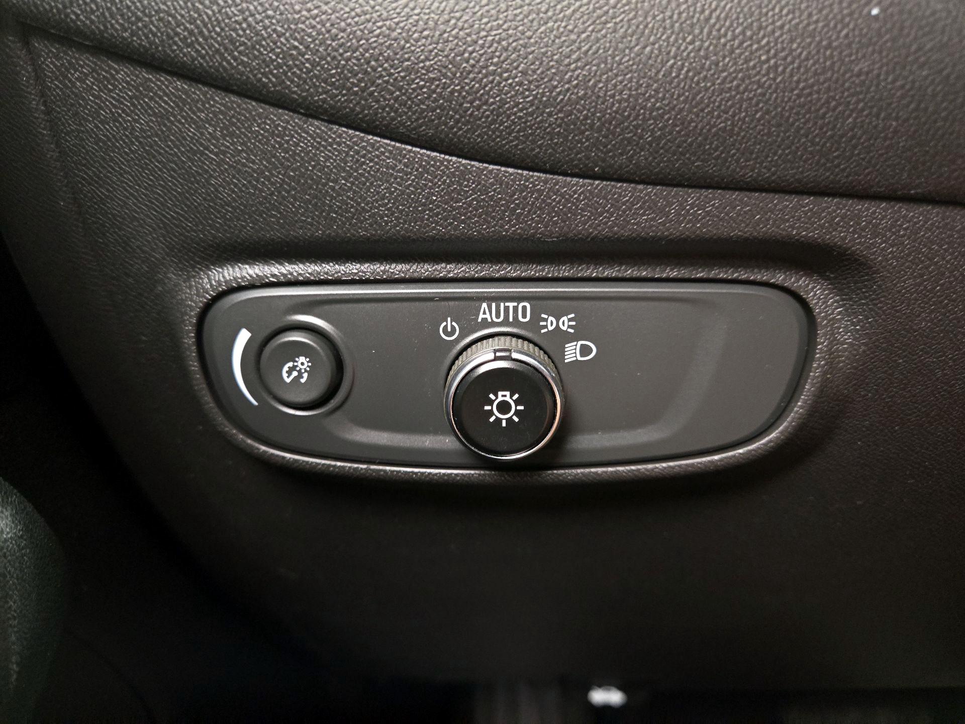 Thumbnail: 2021 Chevrolet Equinox - 13