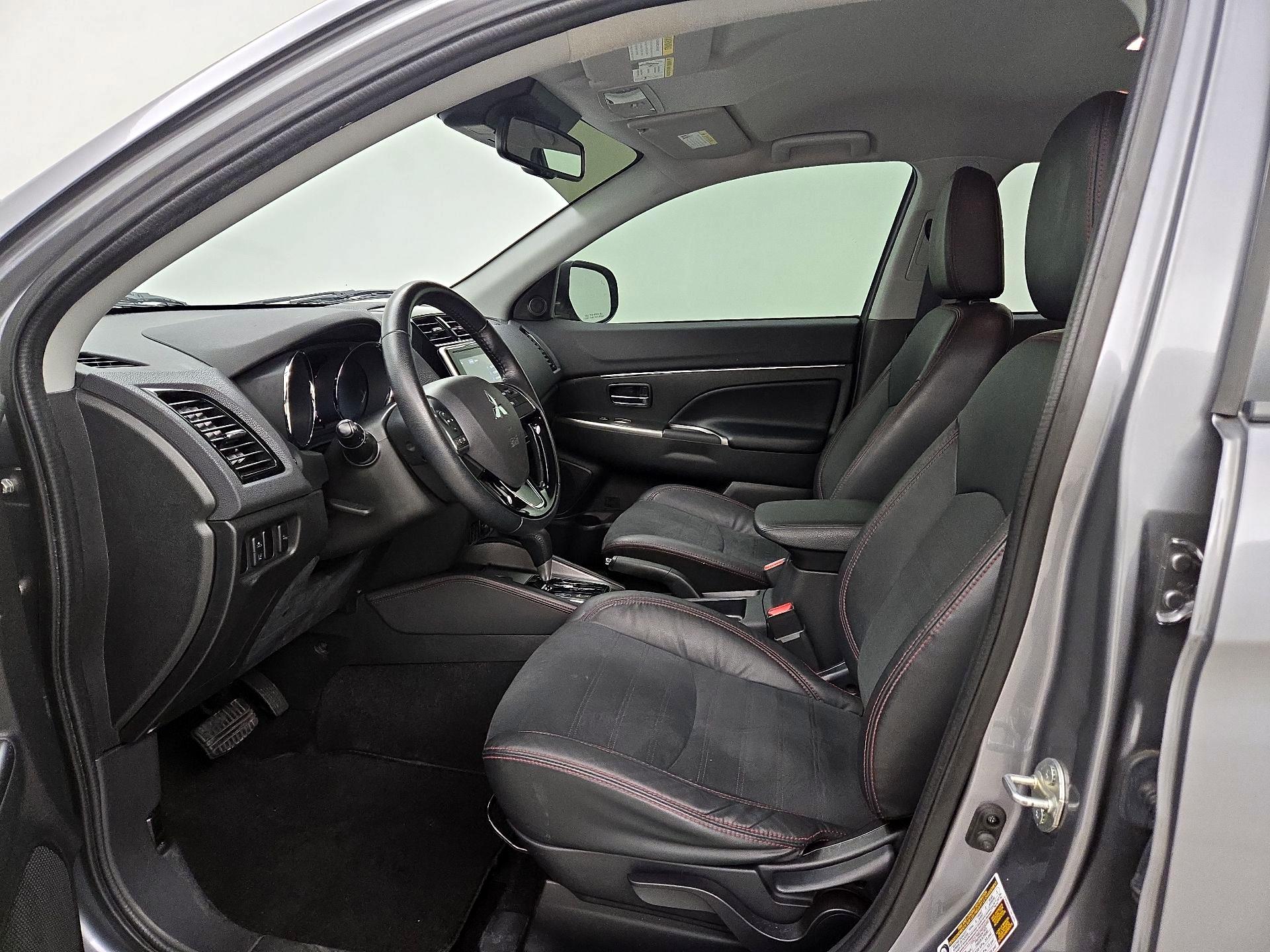 Thumbnail: 2022 Mitsubishi Outlander Sport - 11