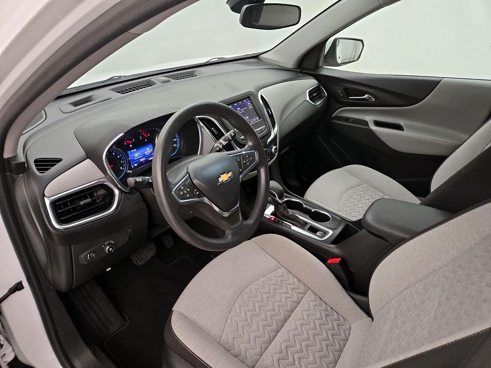 Thumbnail: 2022 Chevrolet Equinox - 11