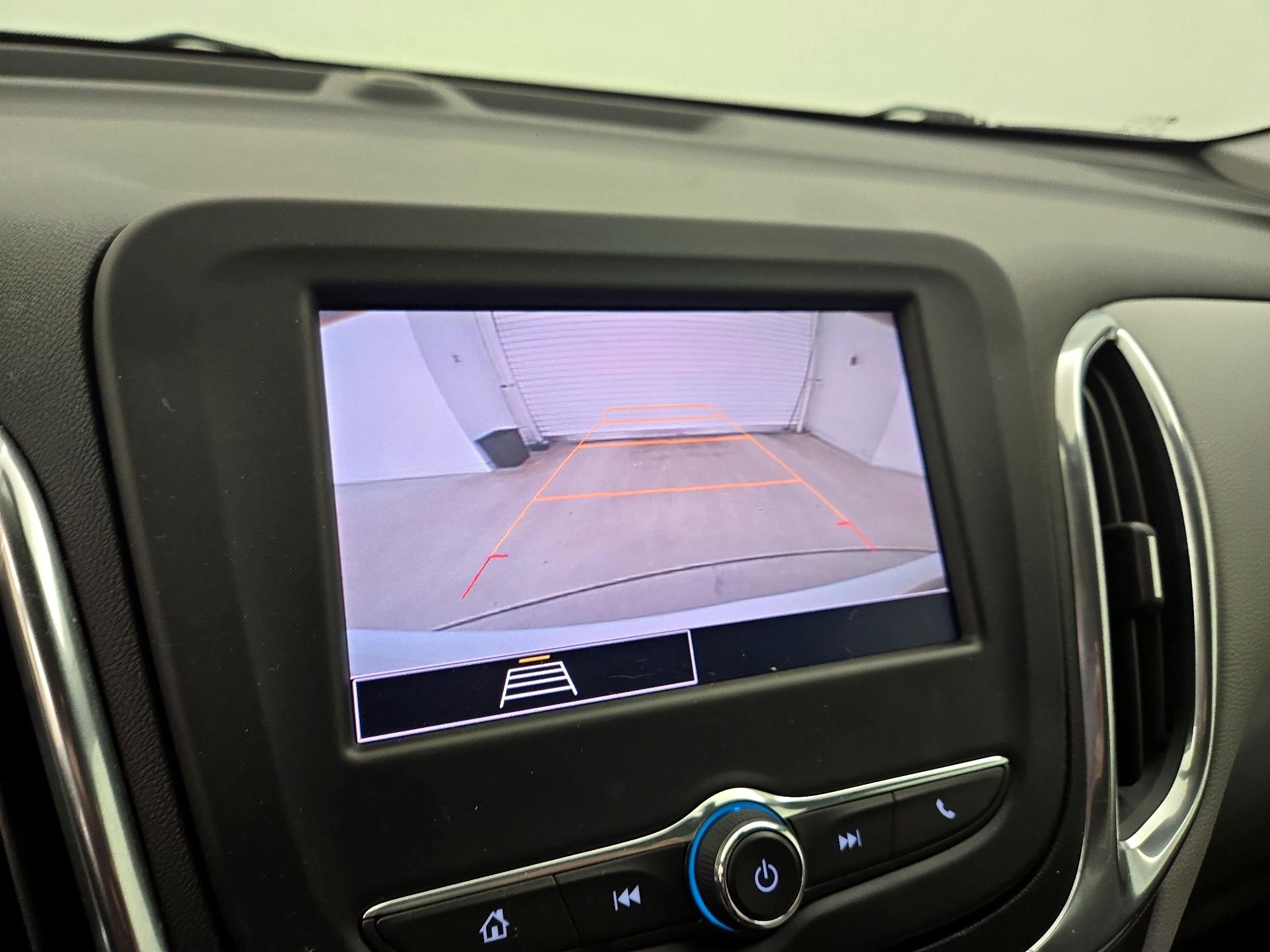 Thumbnail: 2022 Chevrolet Equinox - 14