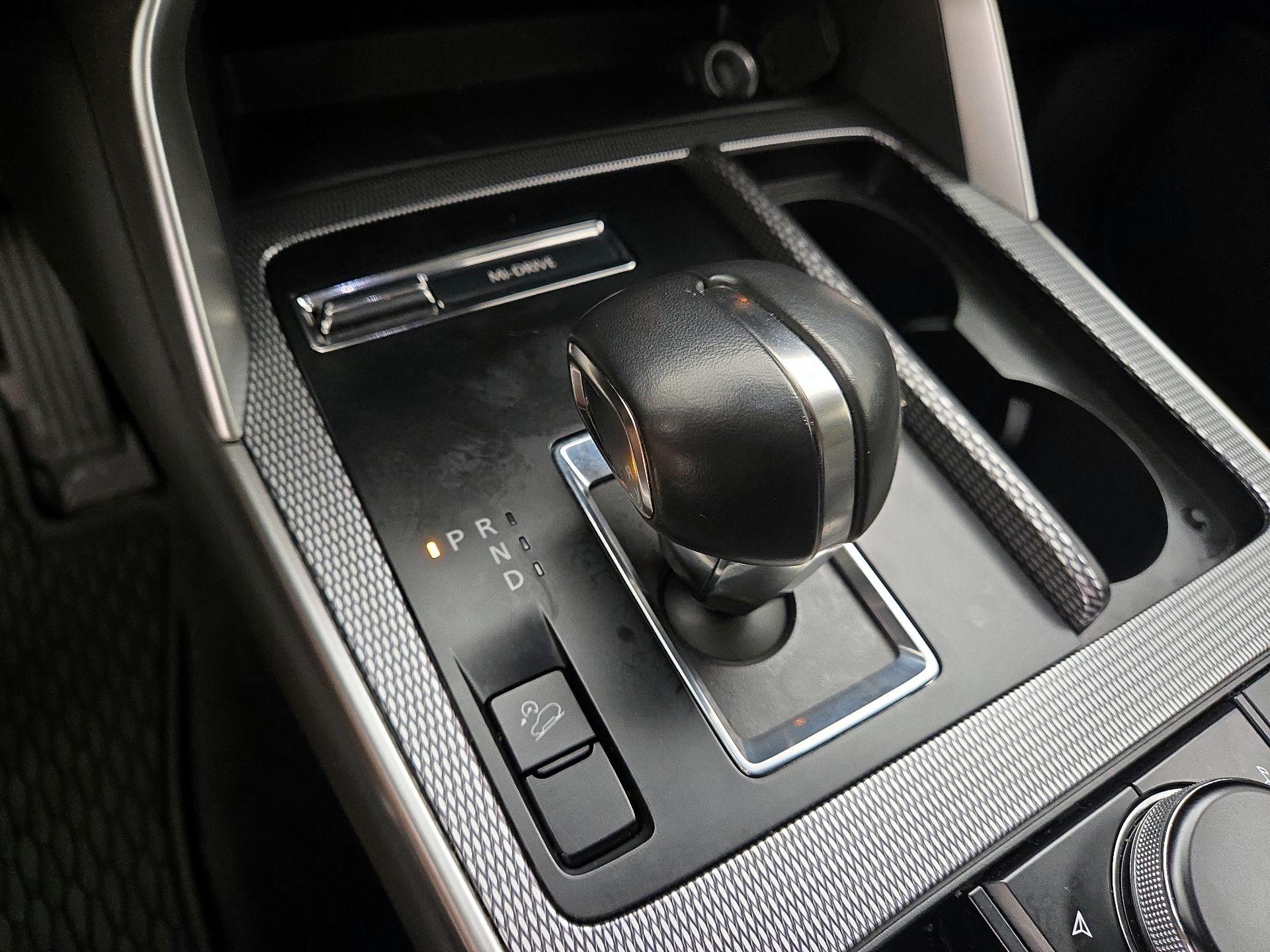 Thumbnail: 2024 Mazda CX-90 - 18